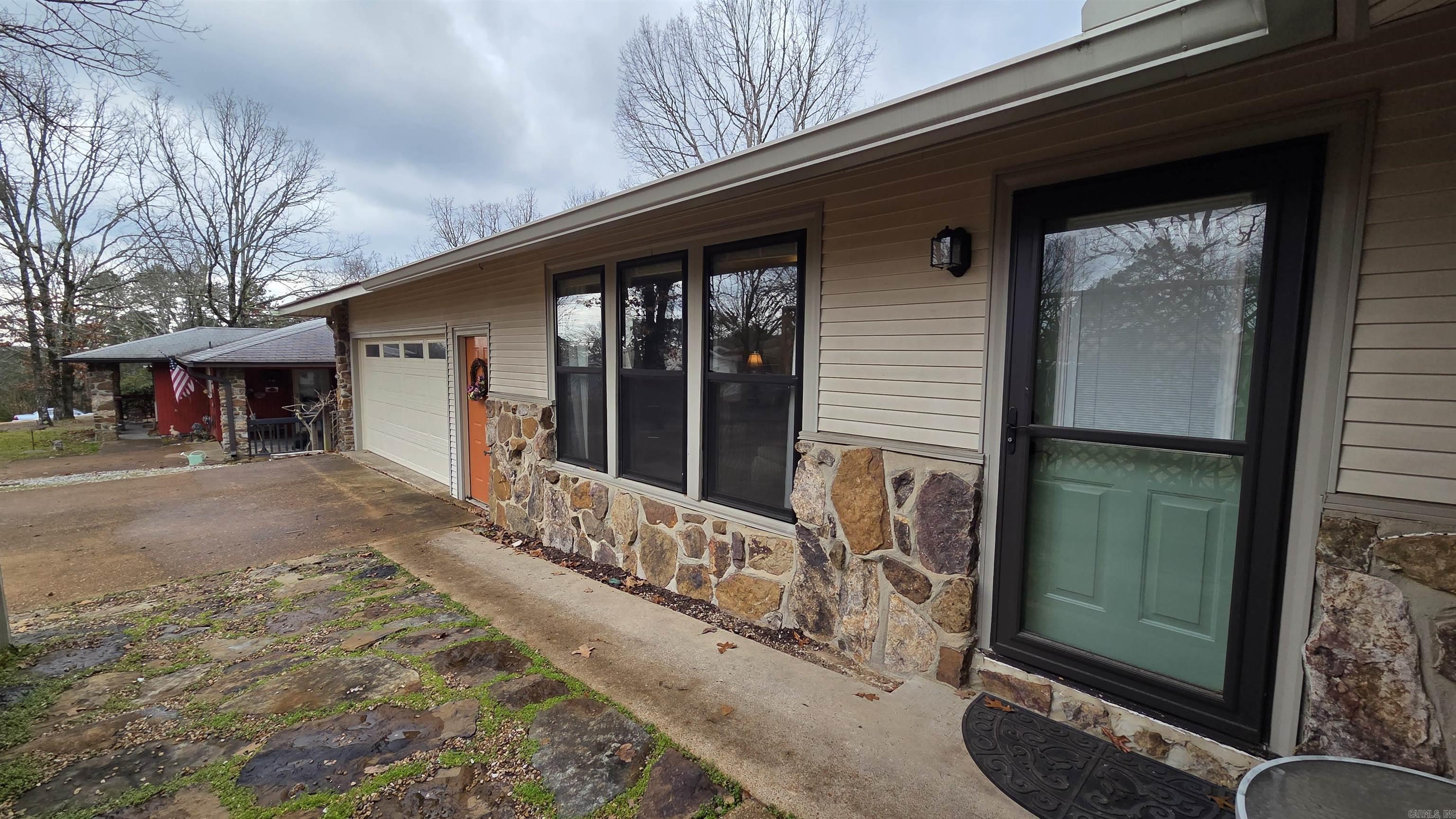 CHELSEA GLADES - Residential