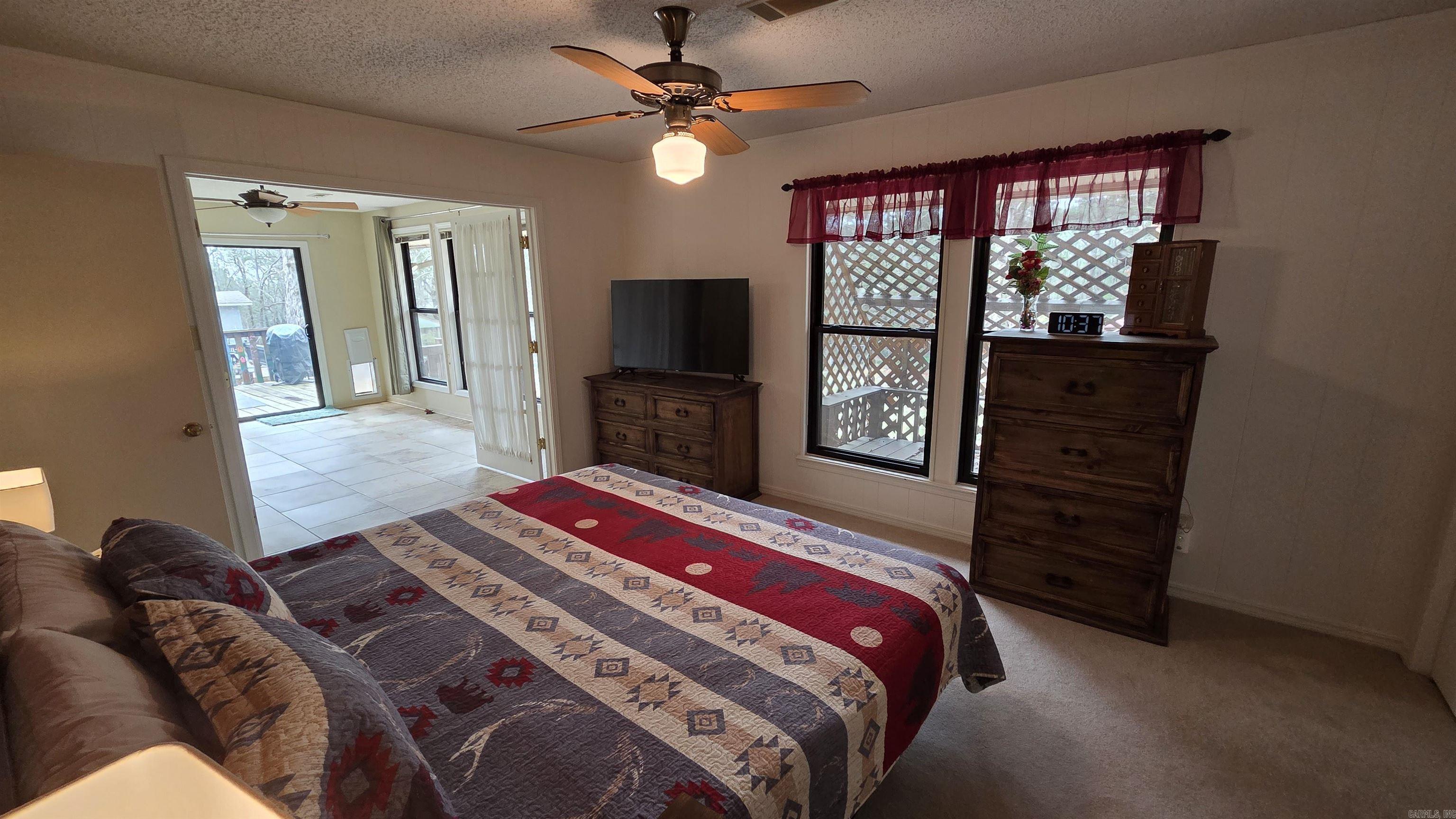 CHELSEA GLADES - Residential