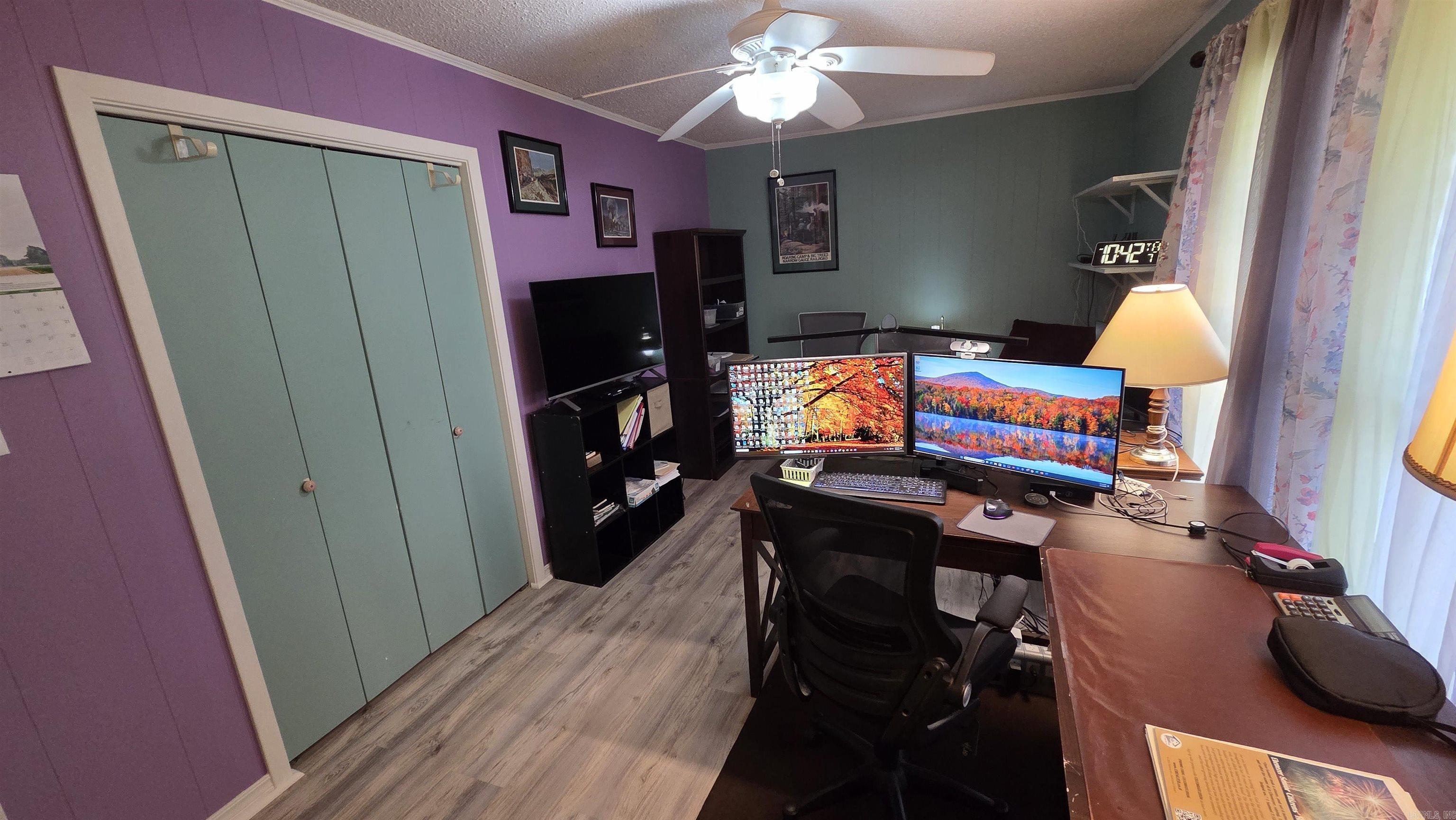 CHELSEA GLADES - Residential