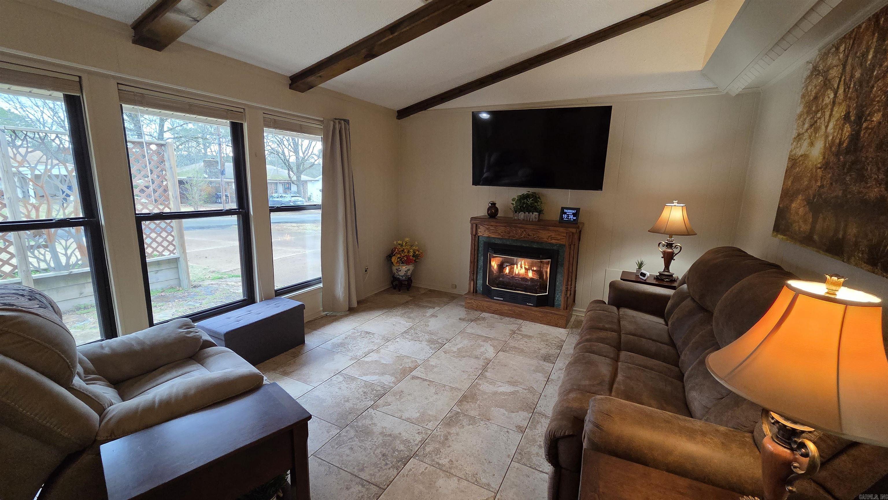 CHELSEA GLADES - Residential