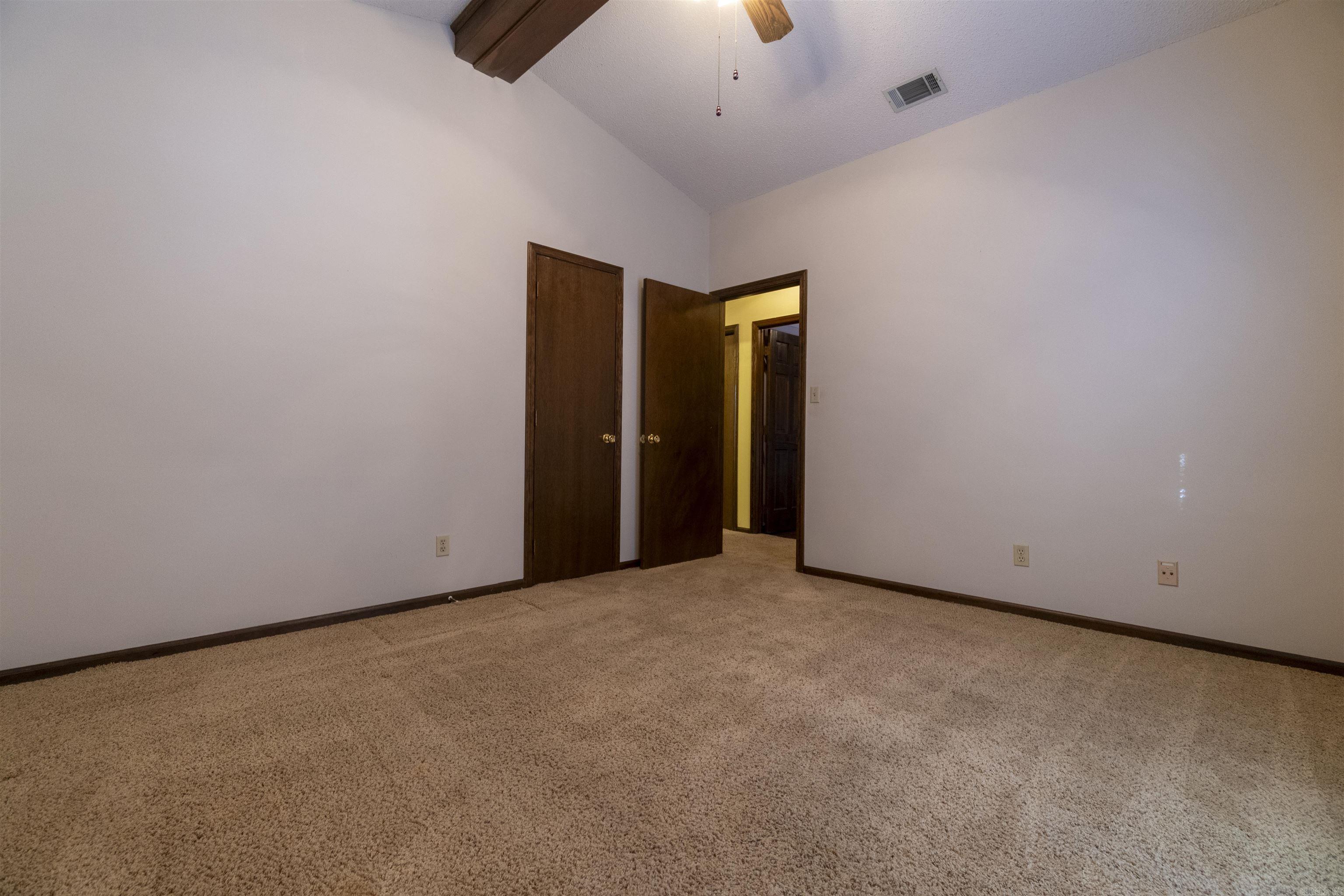 AMBER OAKS ADDN - Residential