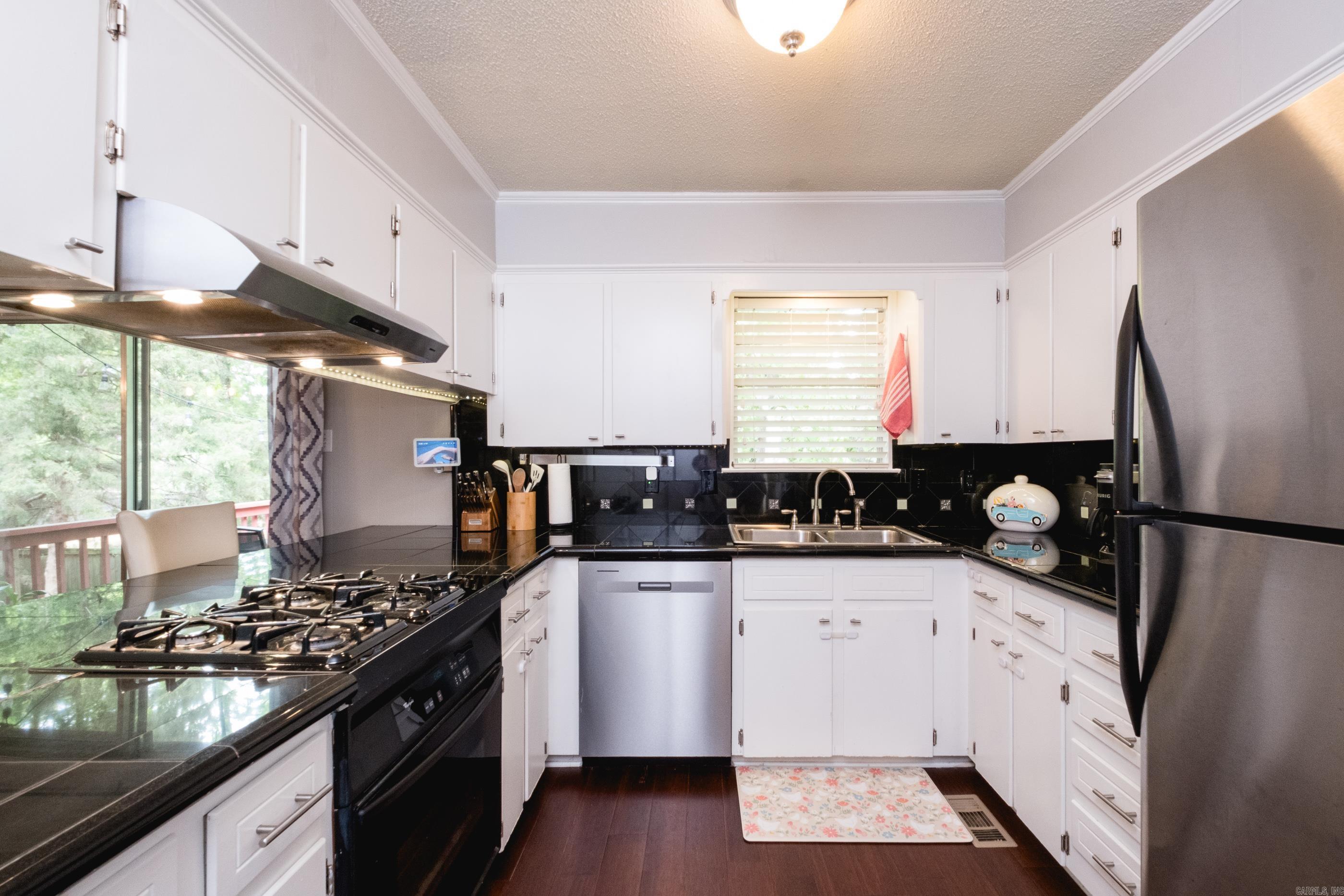 WALTON HEIGHTS - Residential