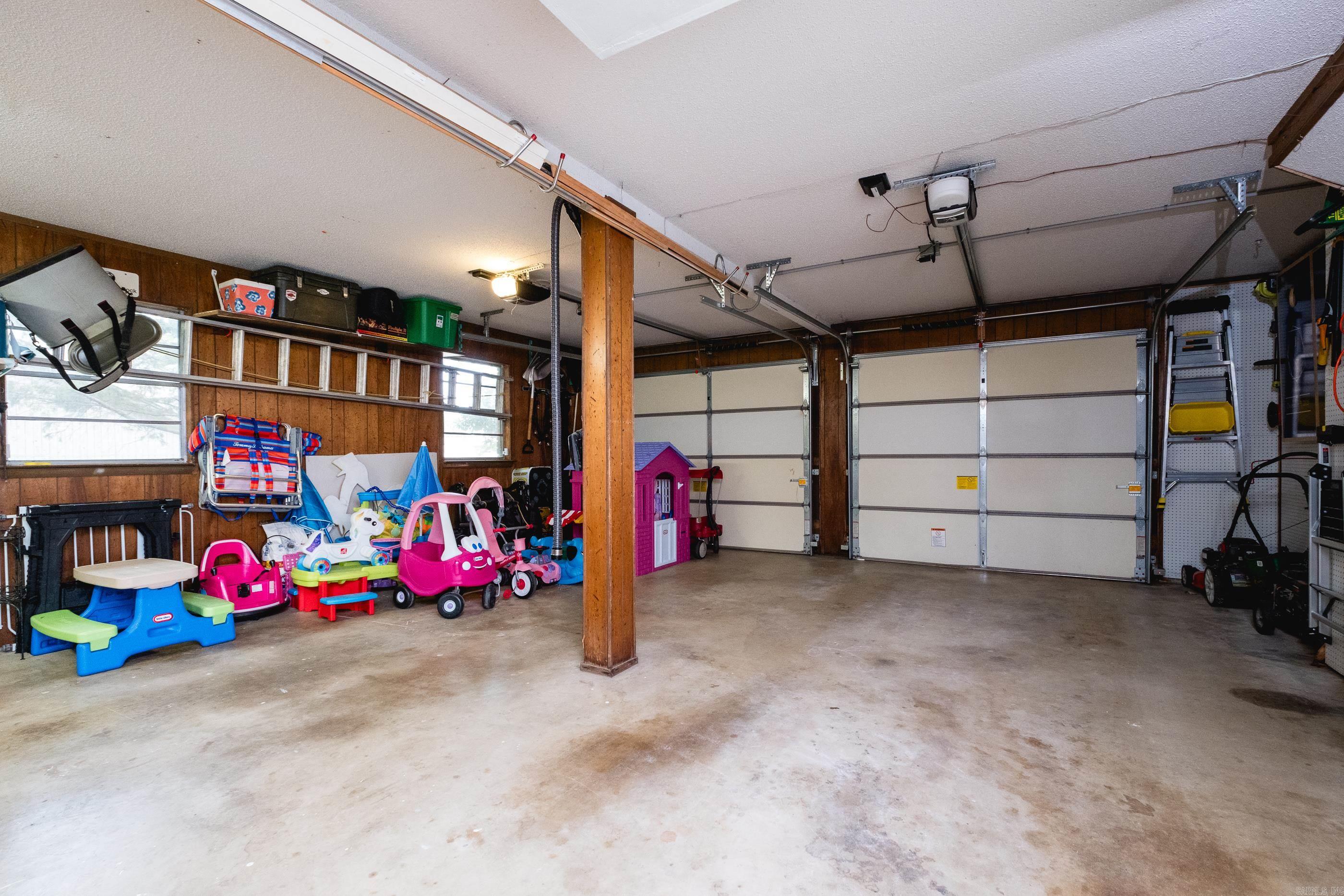 WALTON HEIGHTS - Residential