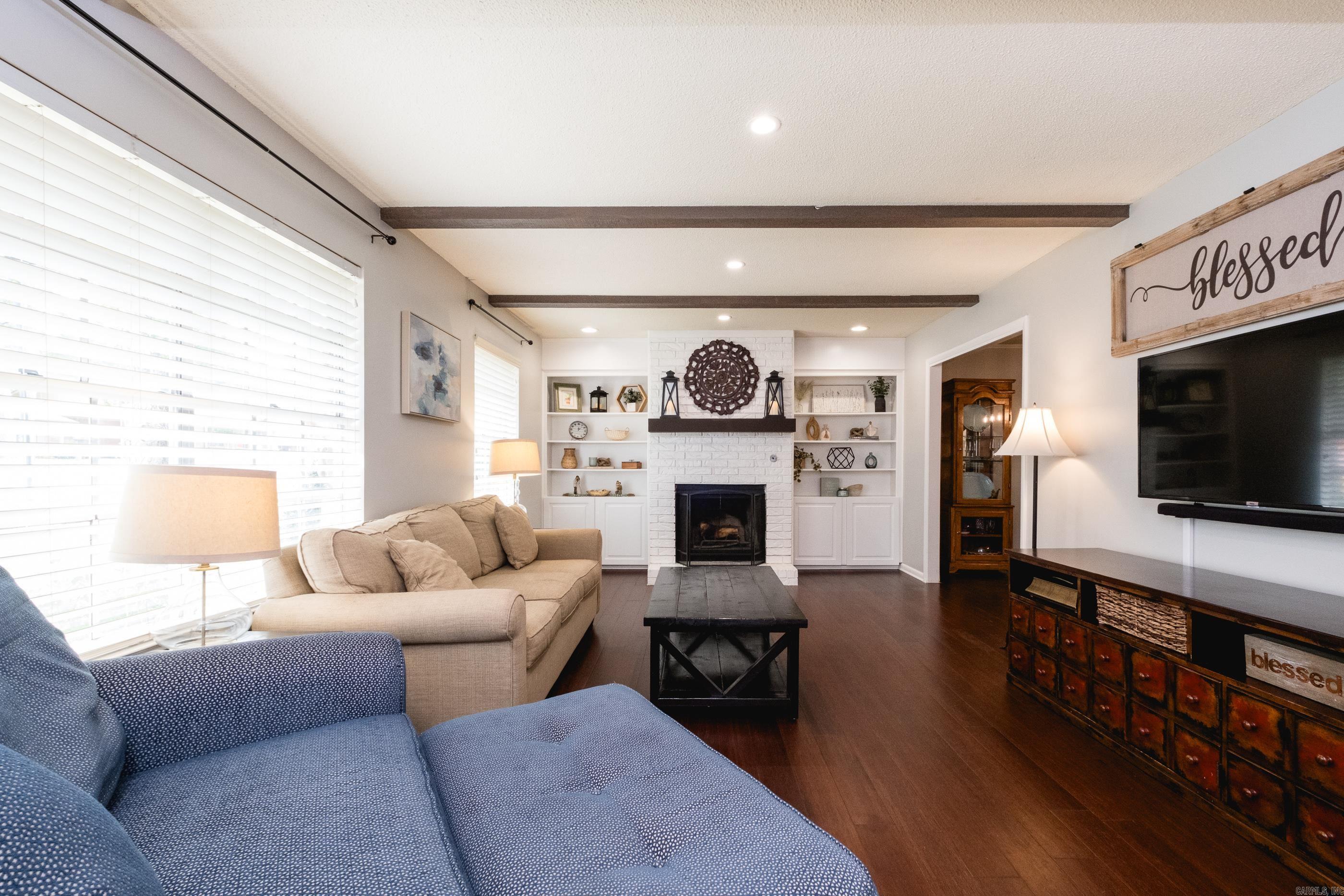 WALTON HEIGHTS - Residential