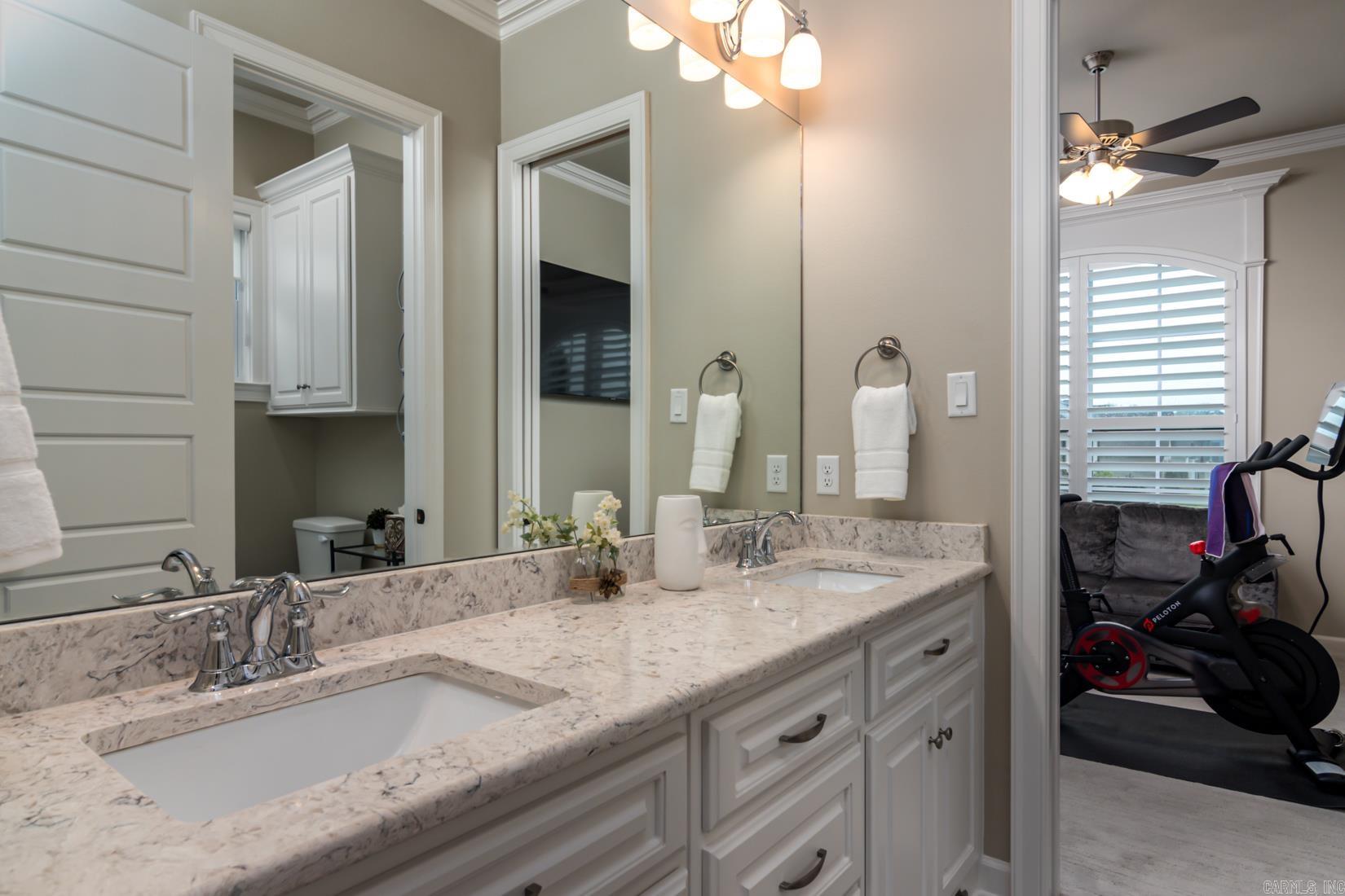 BELLES FLEURS - Residential