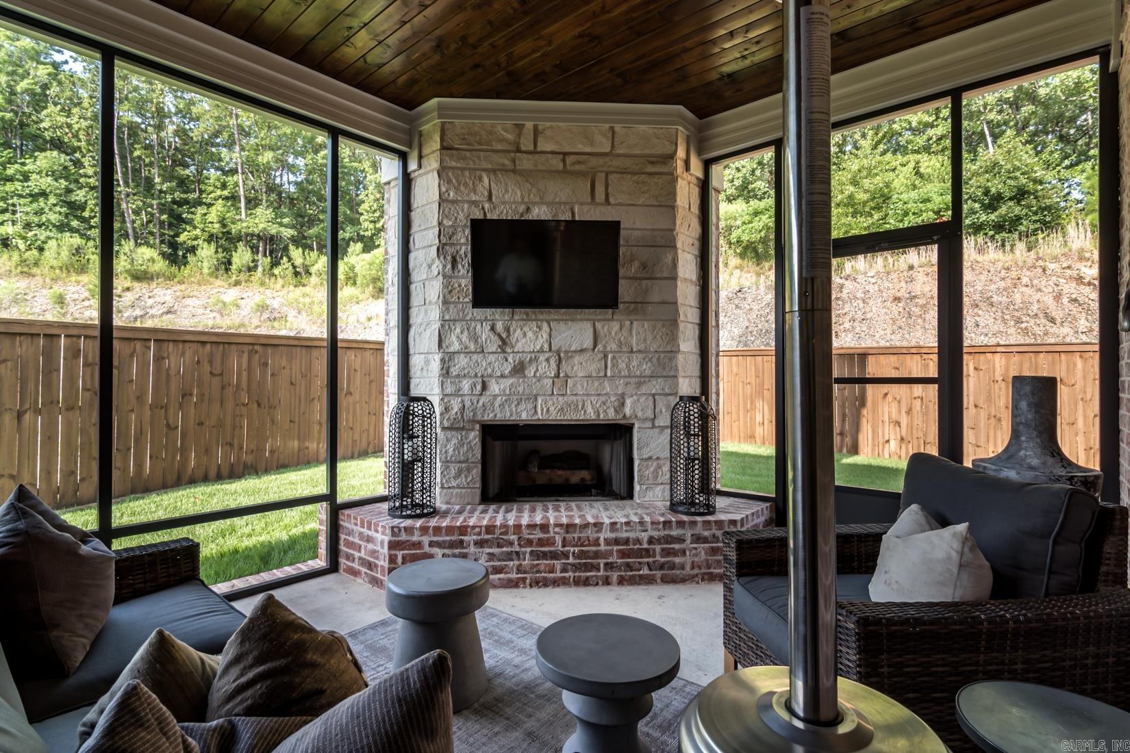 BELLES FLEURS - Residential