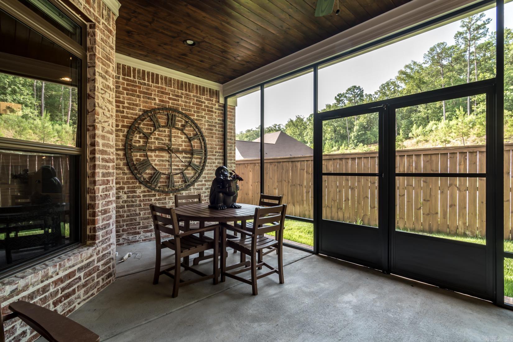 BELLES FLEURS - Residential