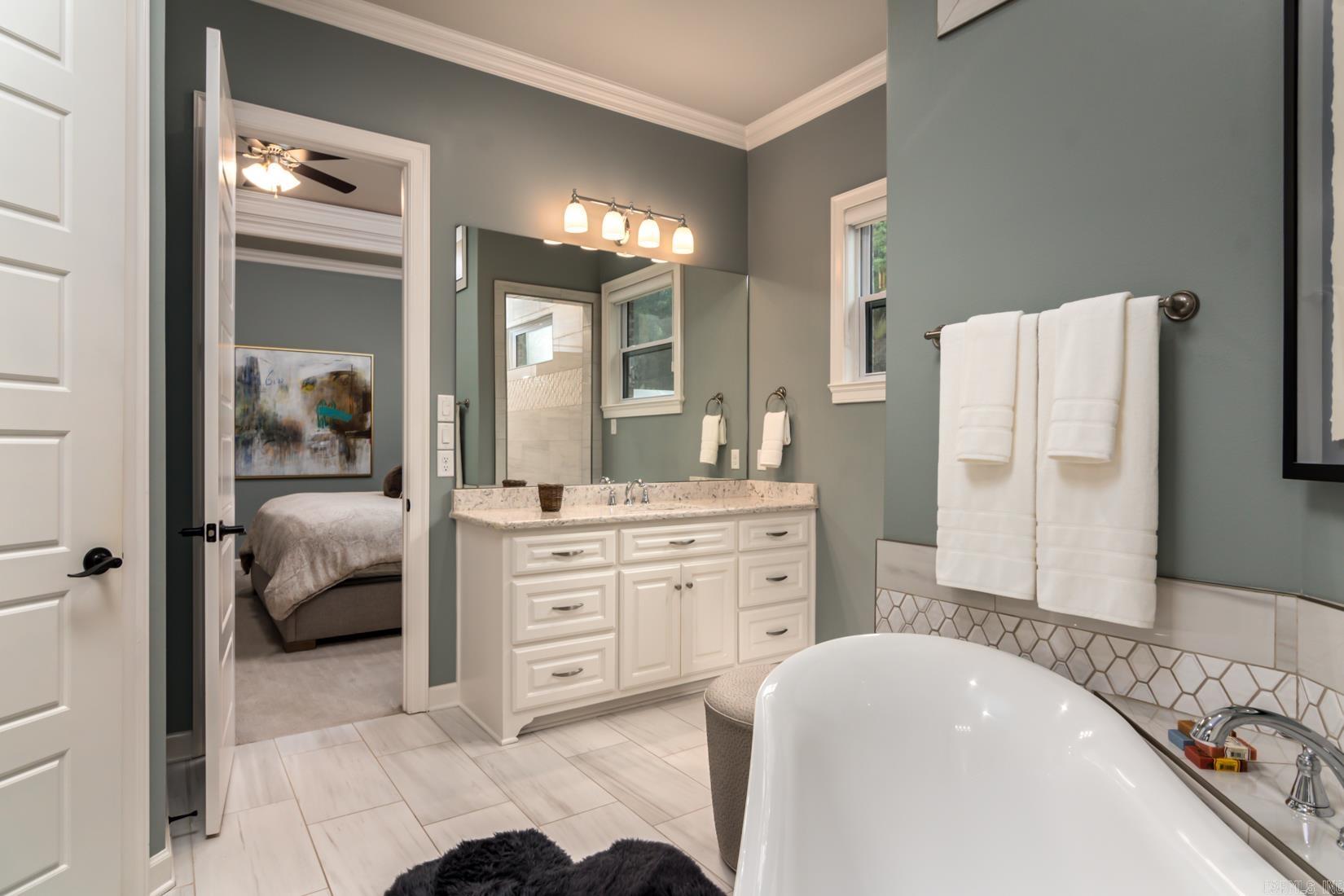 BELLES FLEURS - Residential