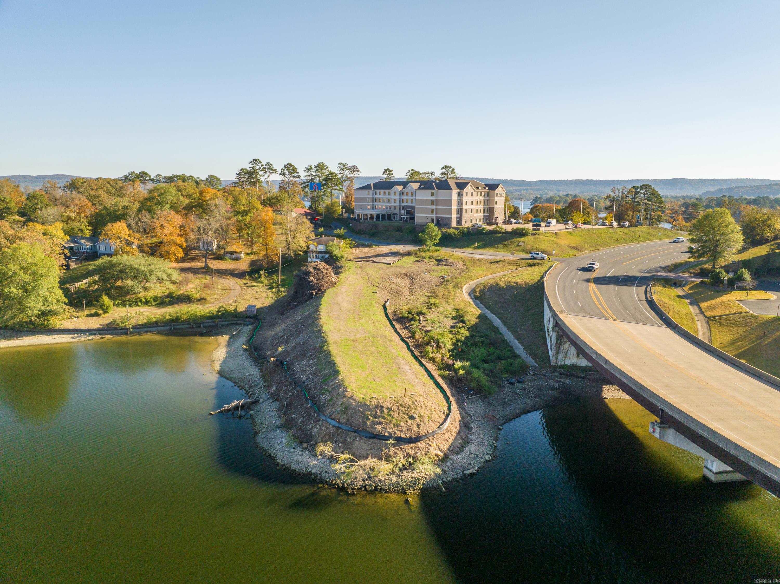 Point Lookout - Commercial Sale