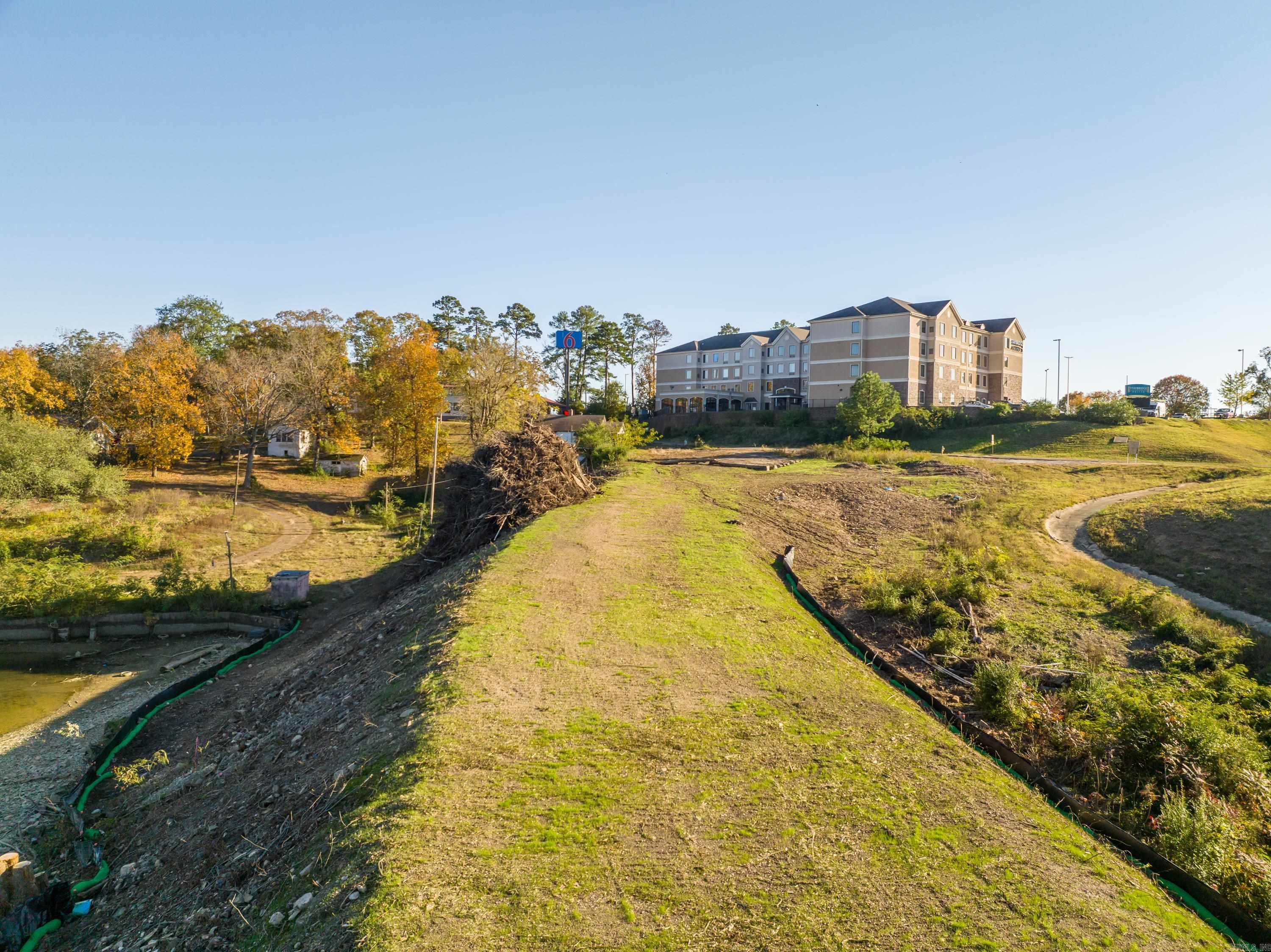 Point Lookout - Commercial Sale