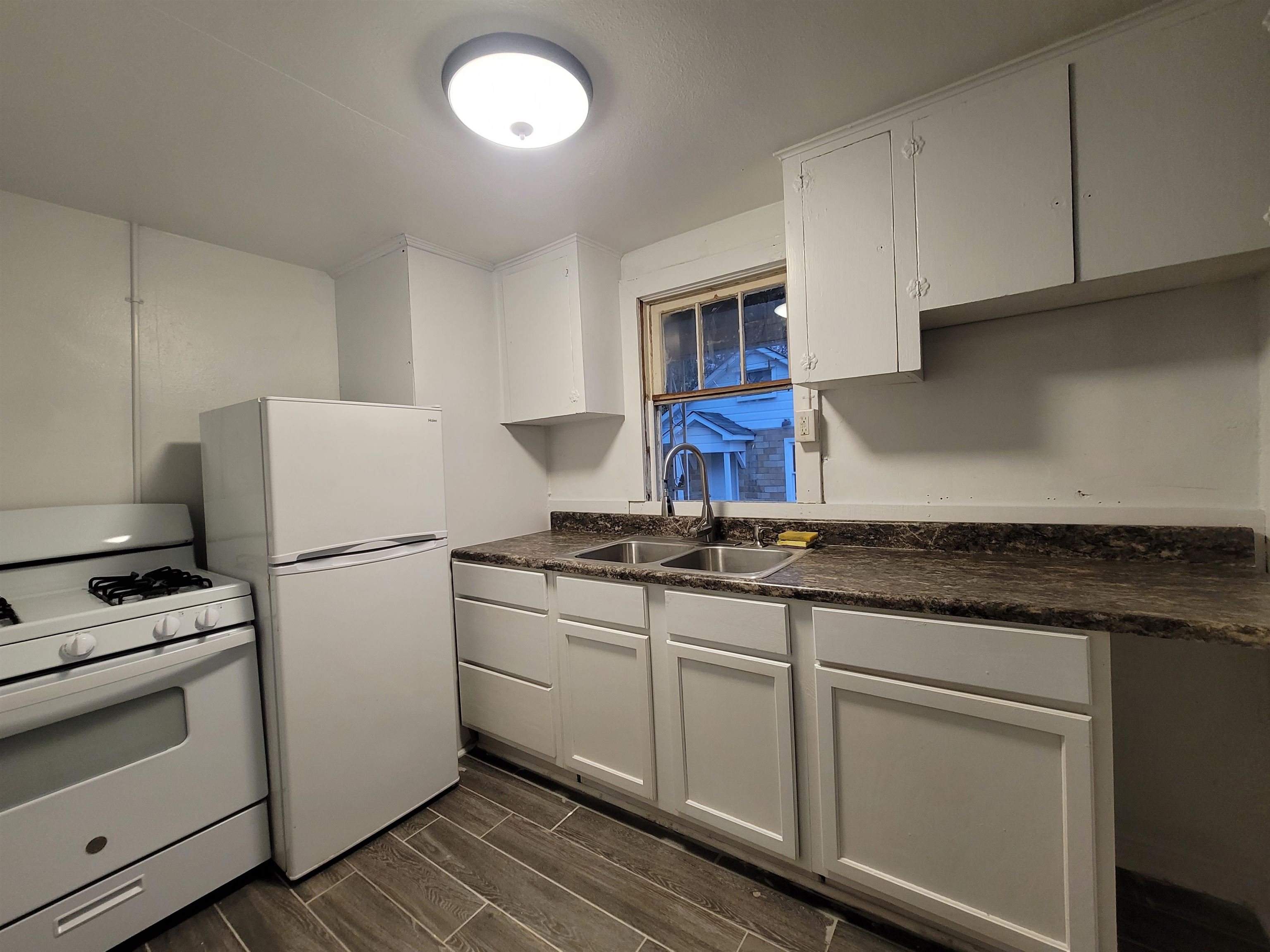 HSR BLK - Residential Lease