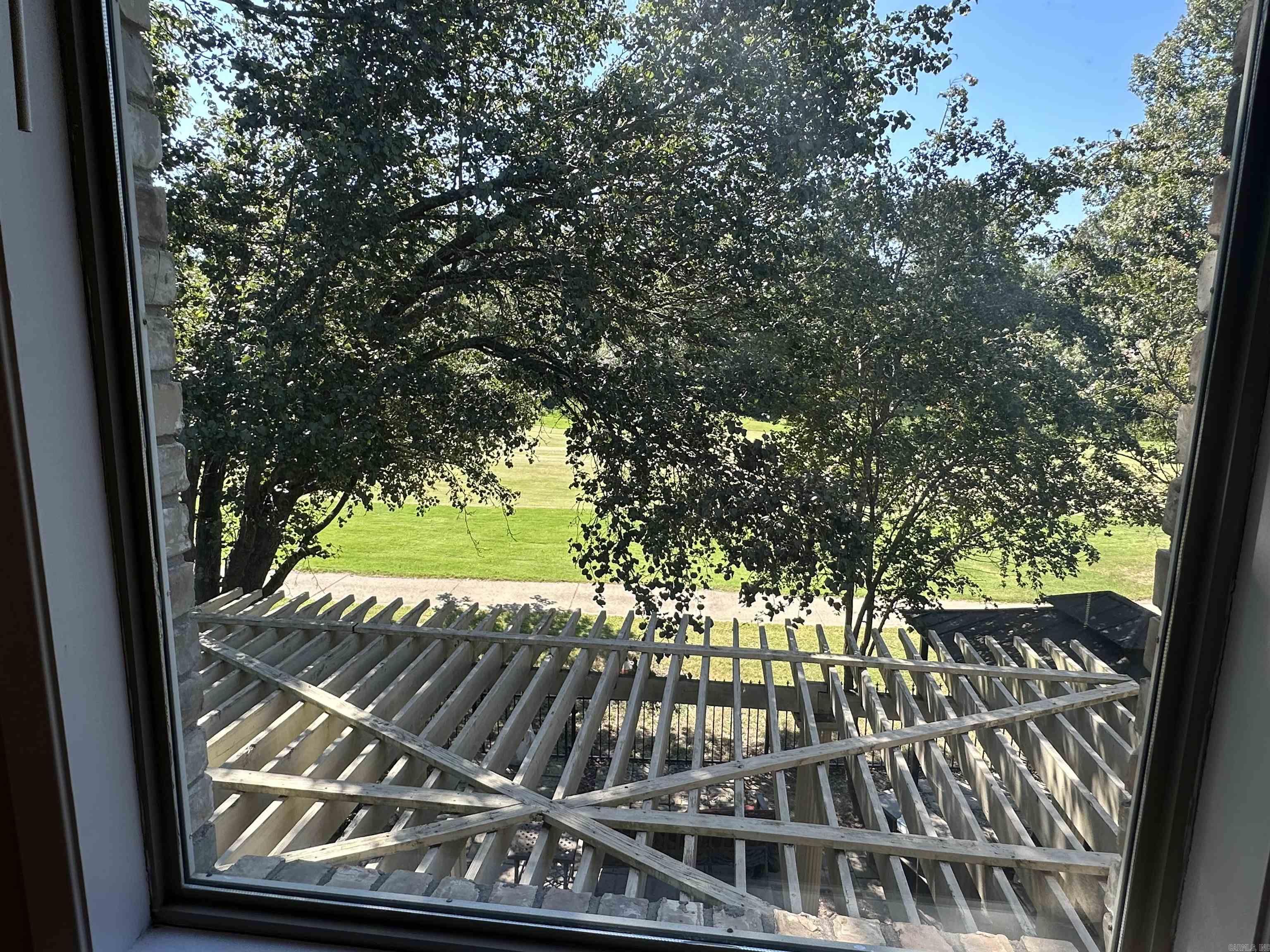 COUNTRY CLUB OF ARK THE - Residential