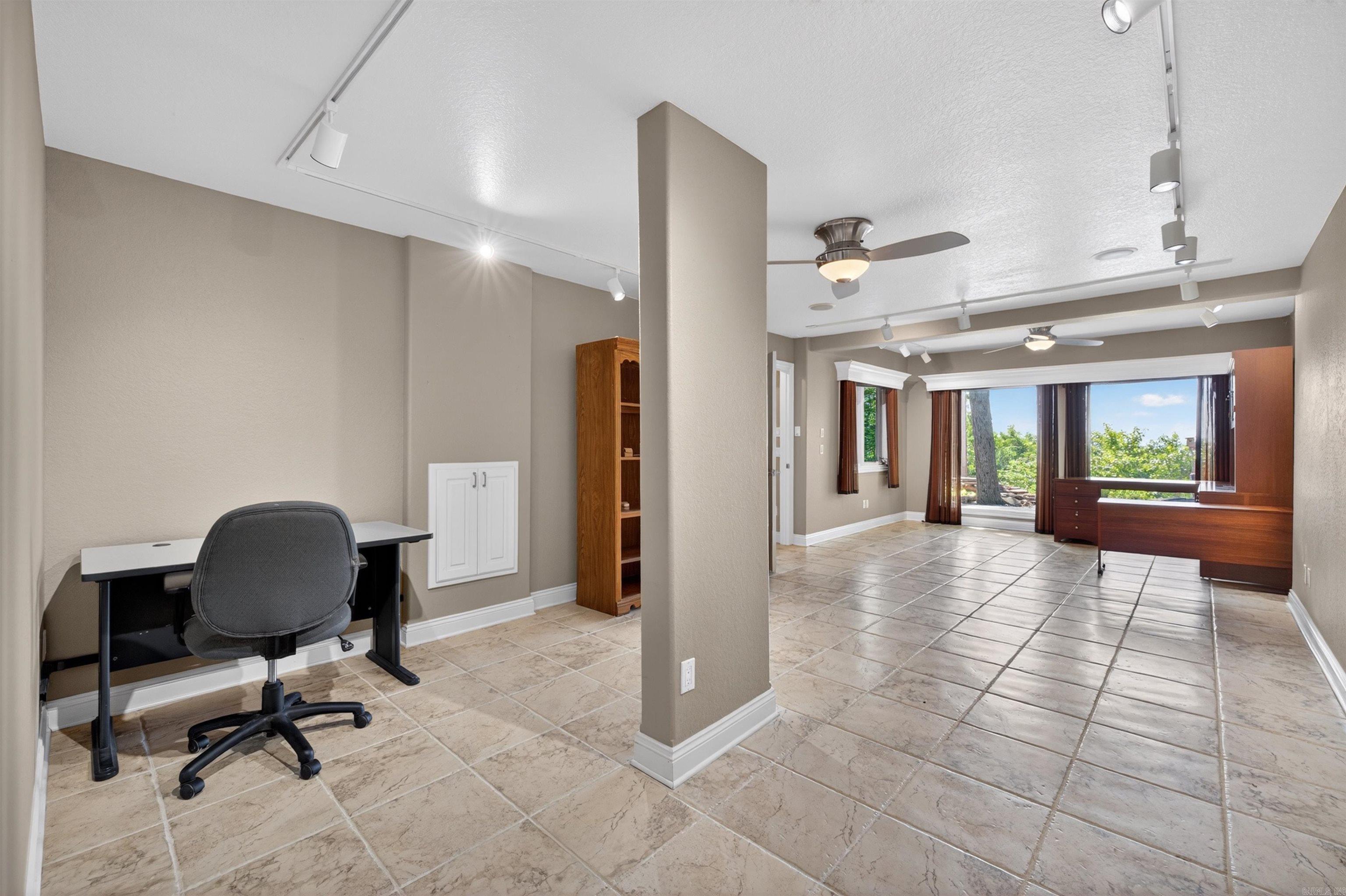 Peral - Residential