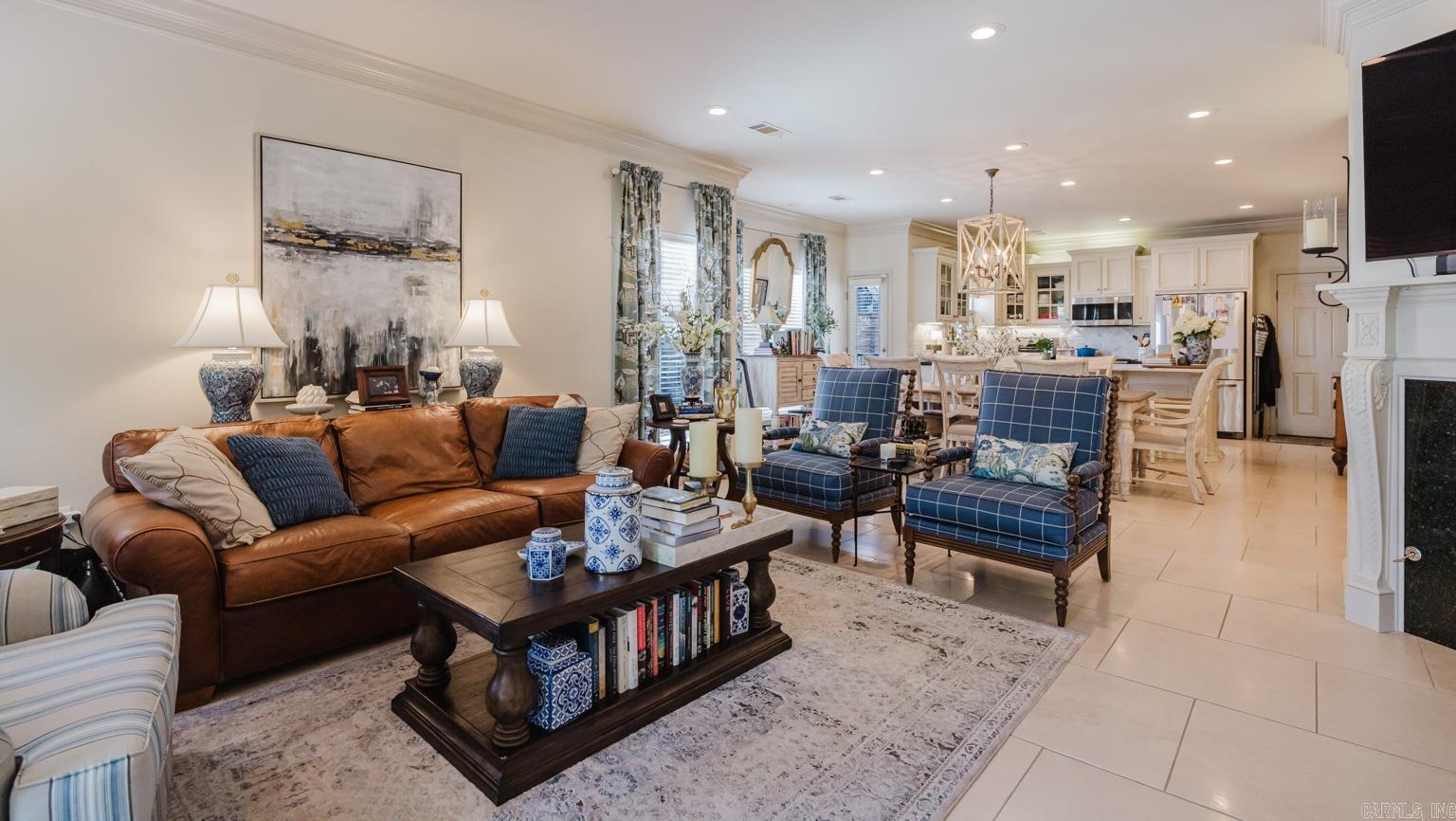 Lakeshore Oaks - Residential