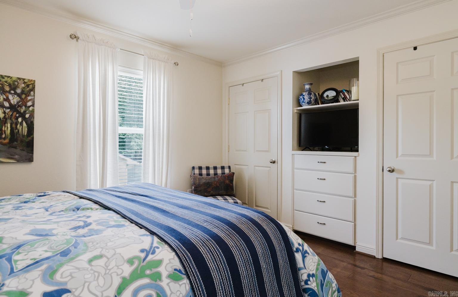 Lakeshore Oaks - Residential