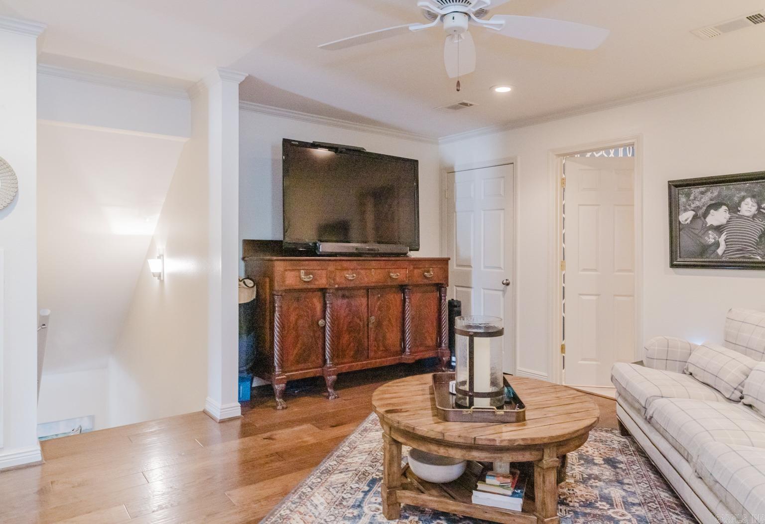 Lakeshore Oaks - Residential