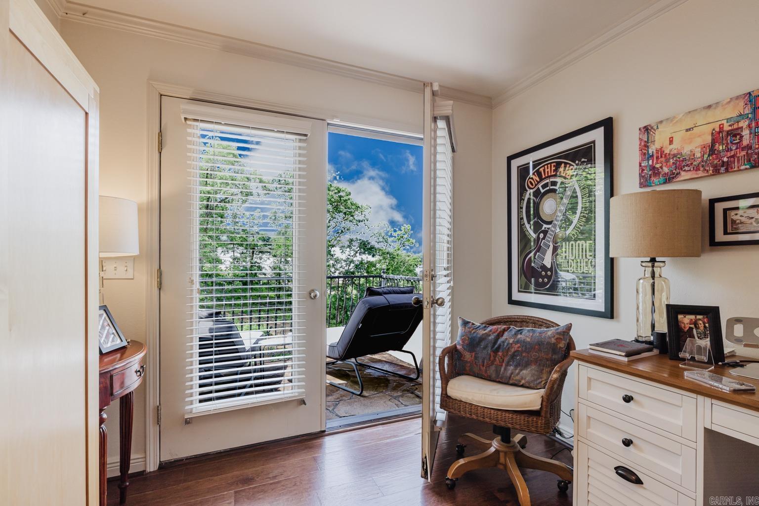 Lakeshore Oaks - Residential