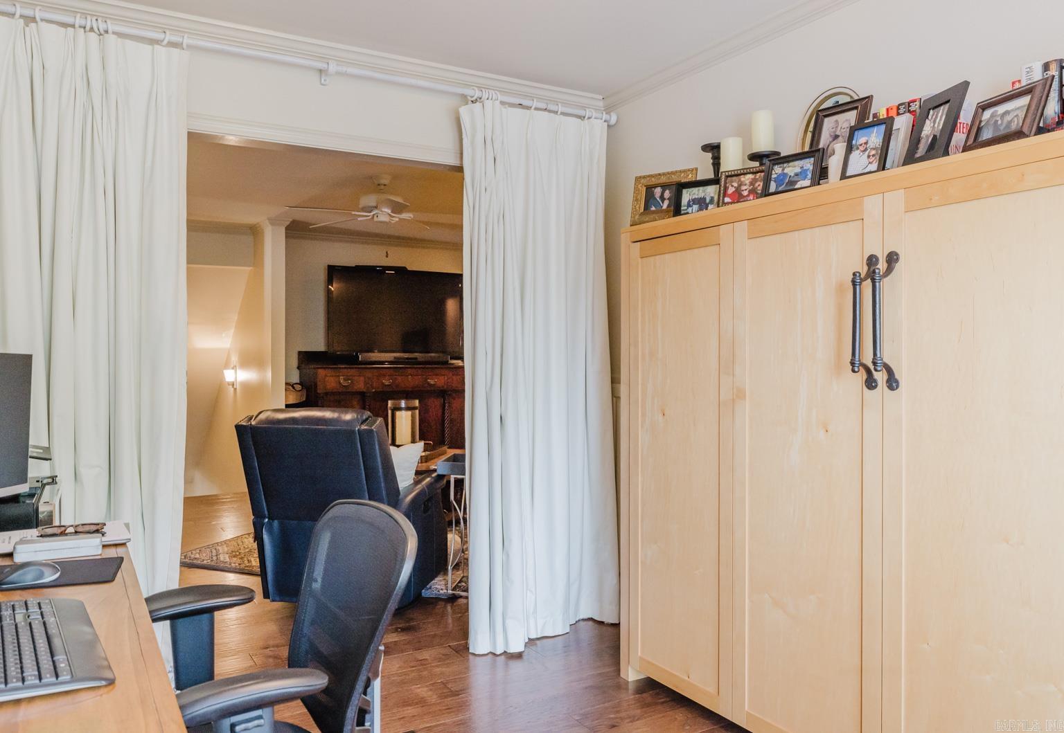 Lakeshore Oaks - Residential