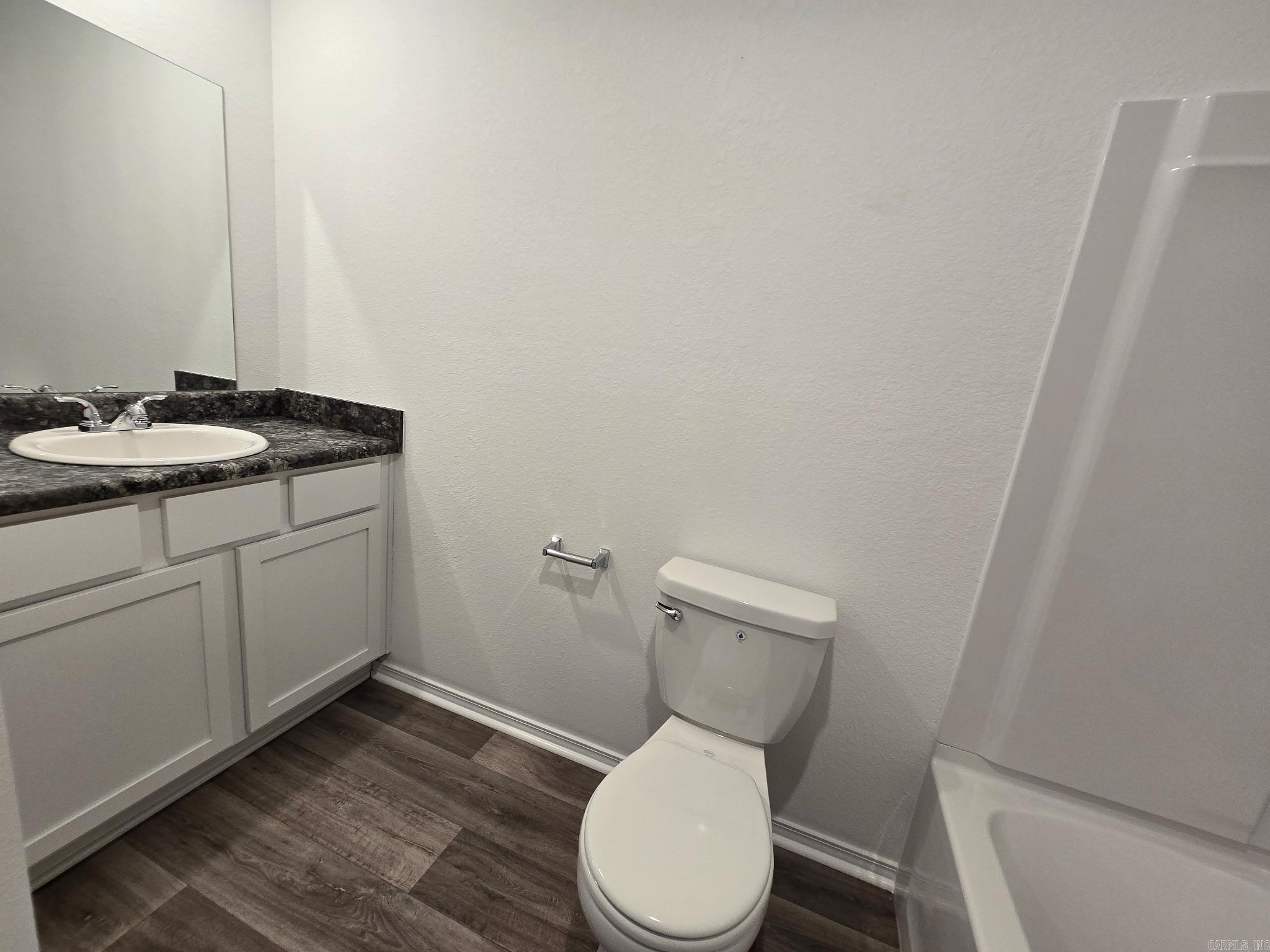 SOUTH HAVEN ESTATES PHASE 1 - Residential Lease