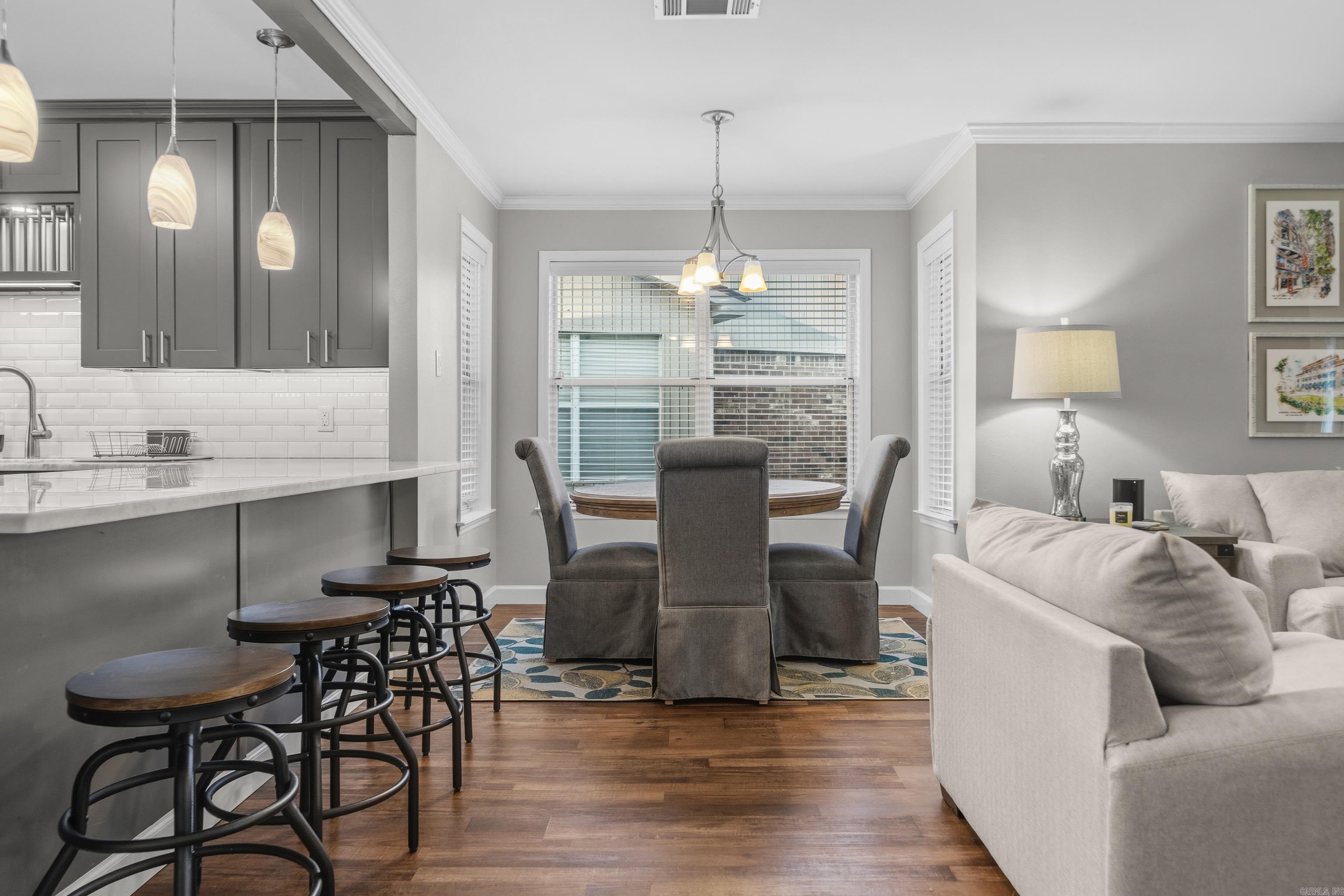 WESTPORT BAY TOWN HOUSE - Residential