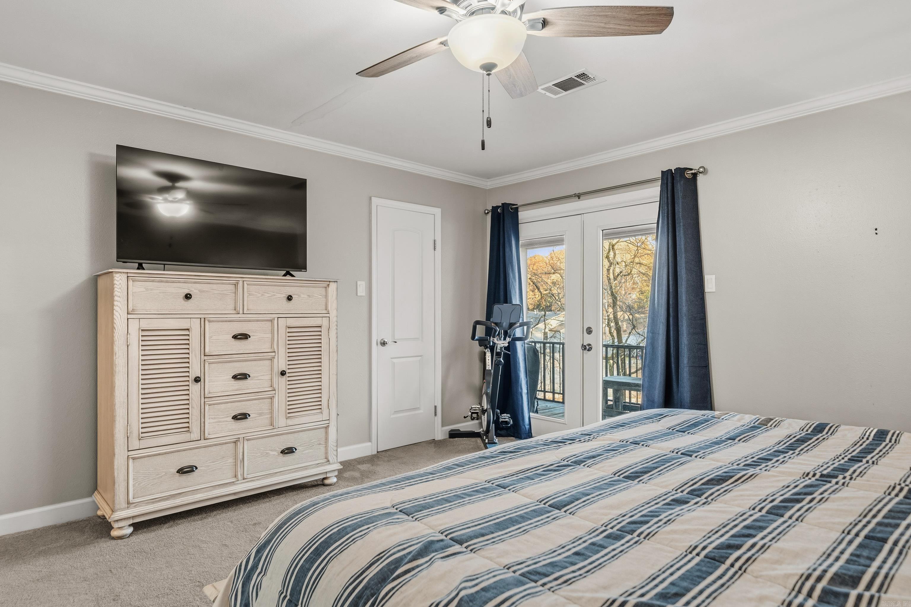 WESTPORT BAY TOWN HOUSE - Residential