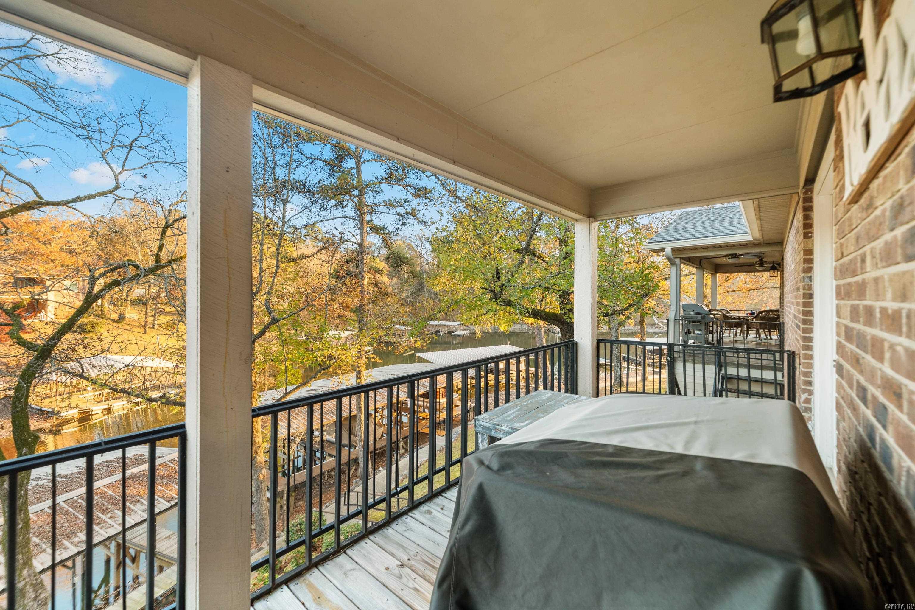 WESTPORT BAY TOWN HOUSE - Residential