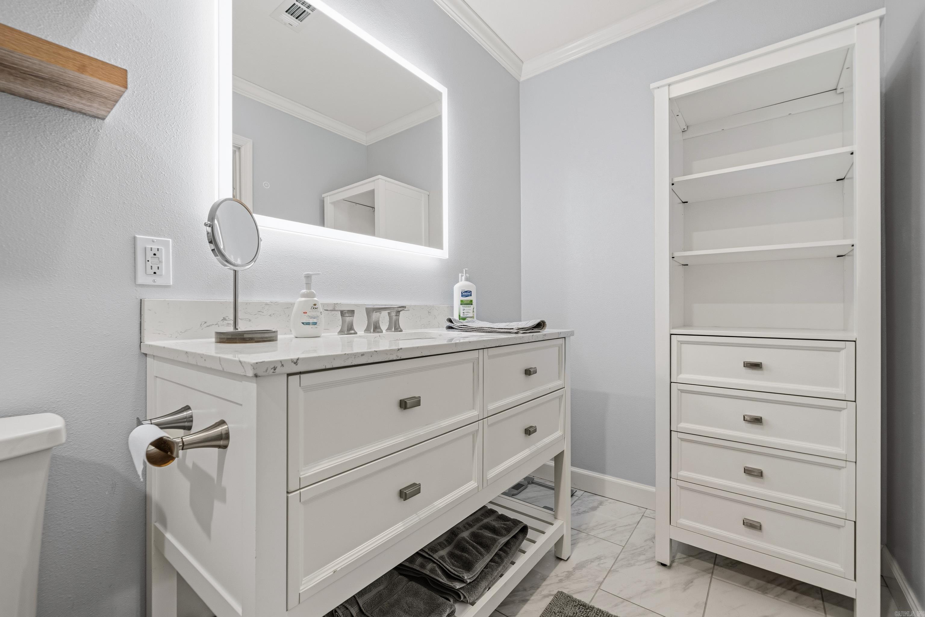 WESTPORT BAY TOWN HOUSE - Residential