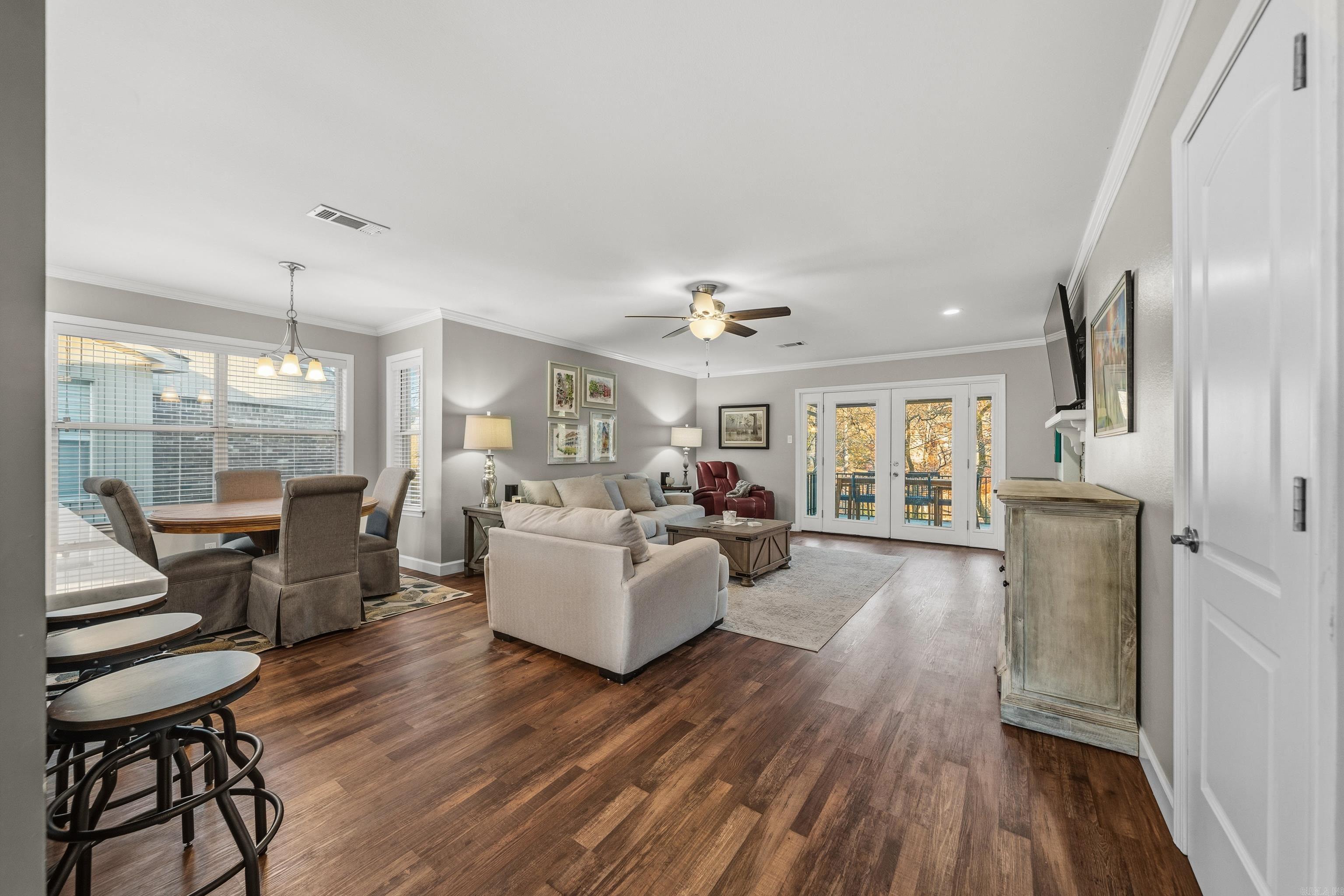 WESTPORT BAY TOWN HOUSE - Residential