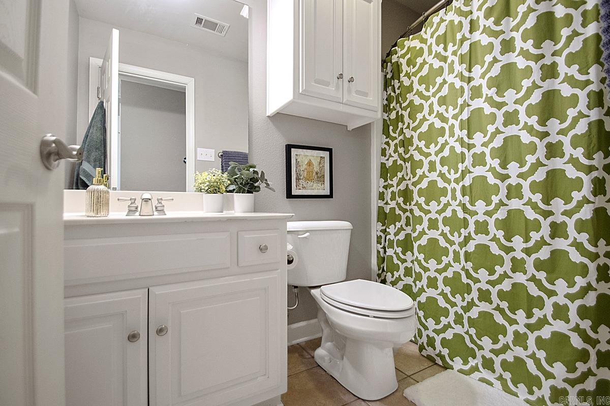 AUSTIN LAKES ON THE BAY ADDN - Residential