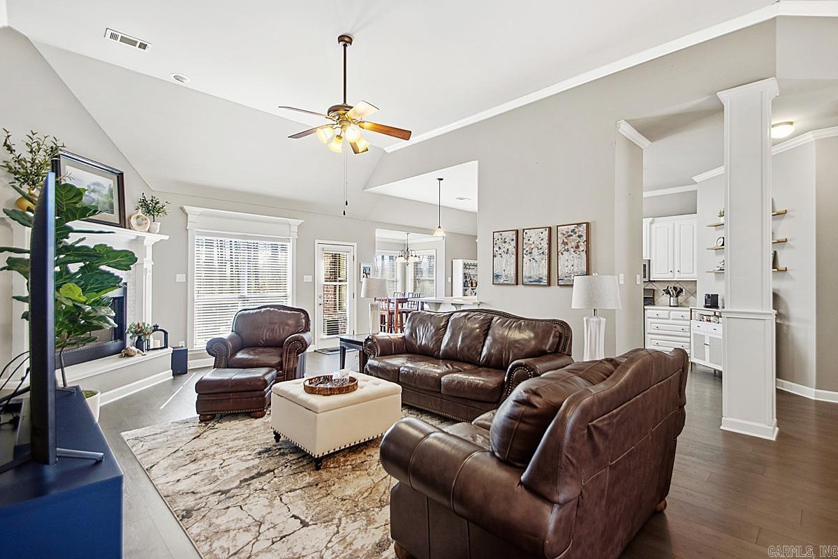 AUSTIN LAKES ON THE BAY ADDN - Residential