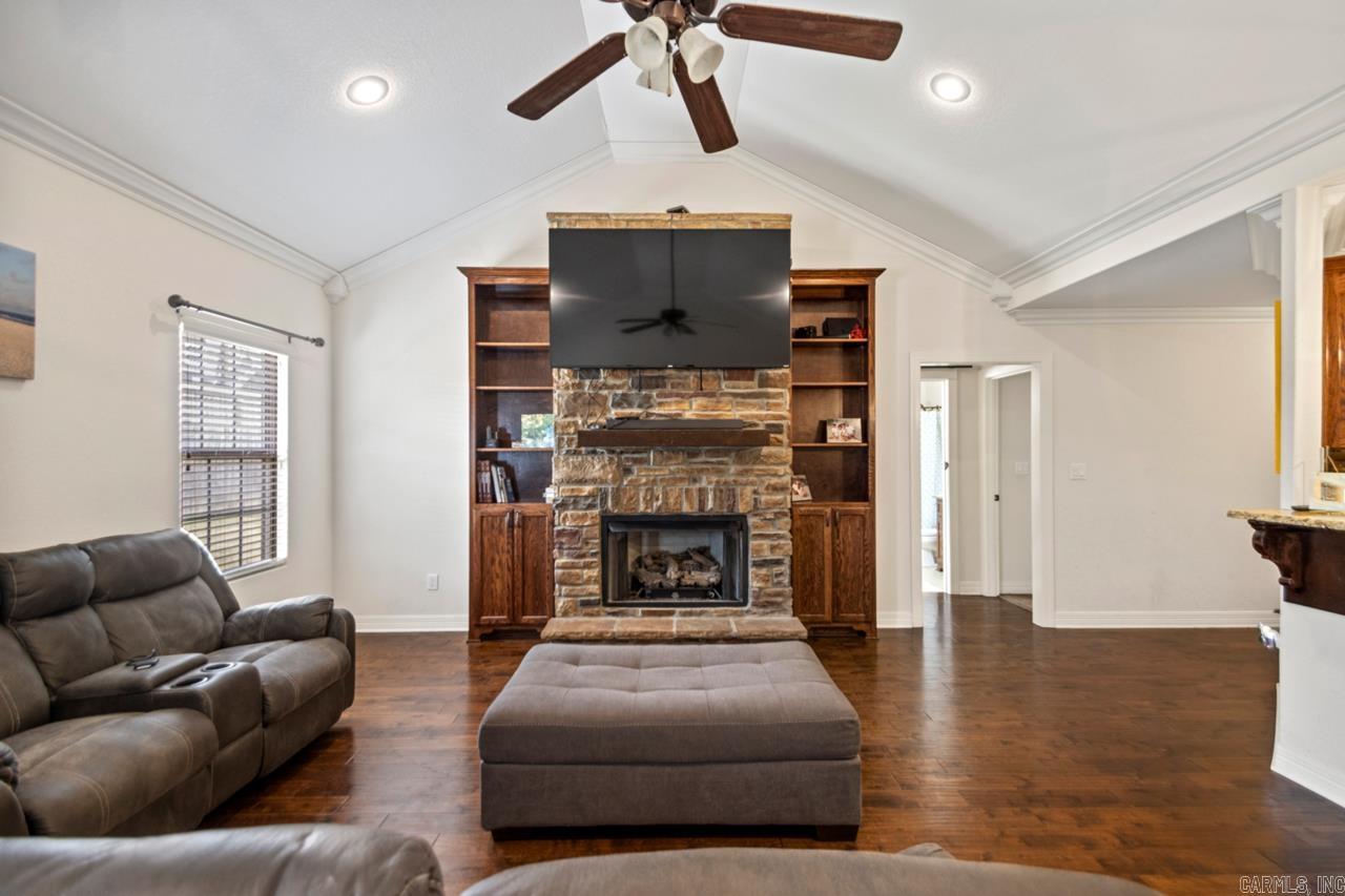 RICHLAND HILLS - Residential