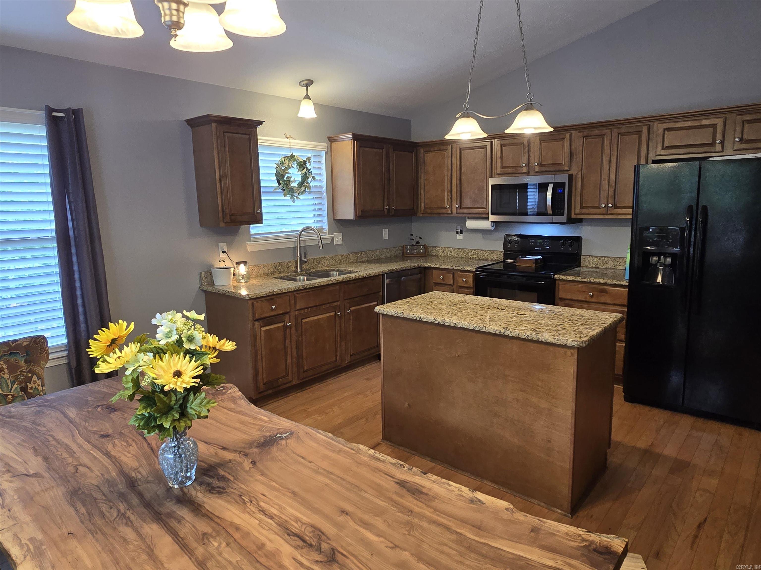 RED OAK ACRES - Residential