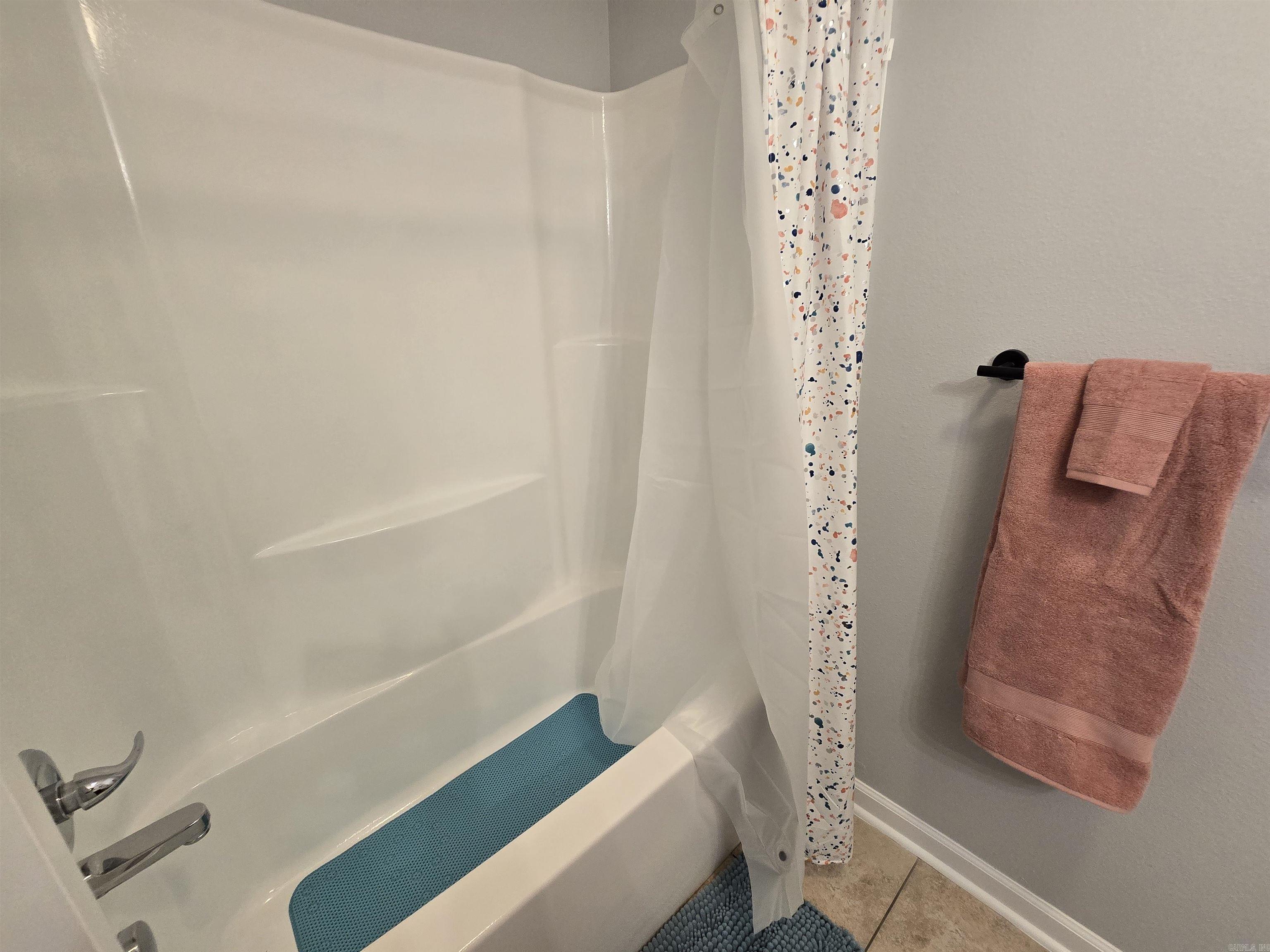 RED OAK ACRES - Residential