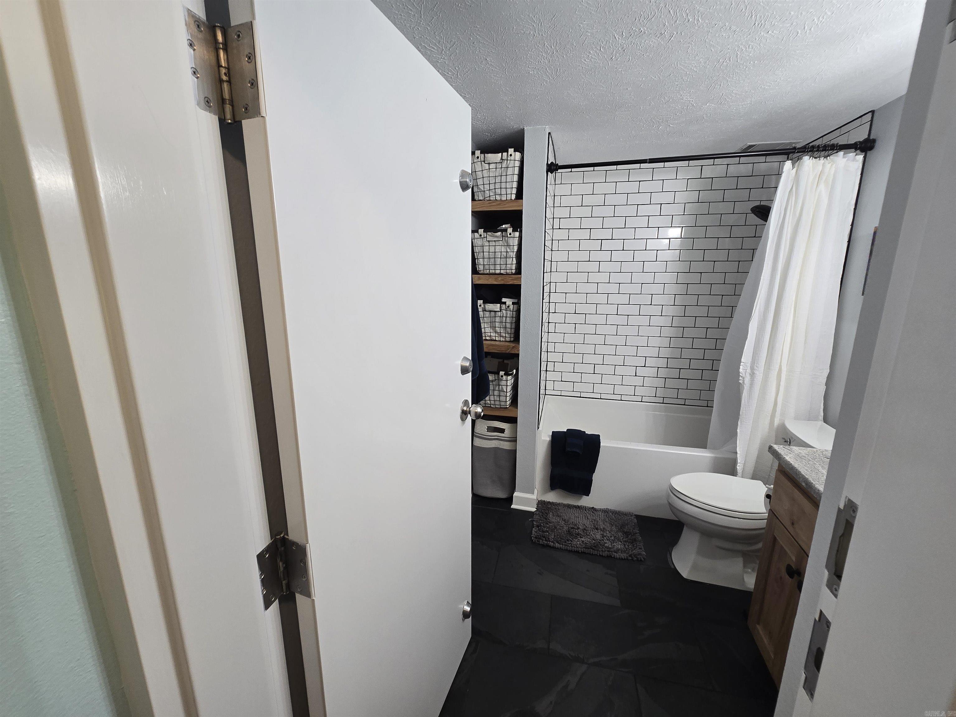 RED OAK ACRES - Residential