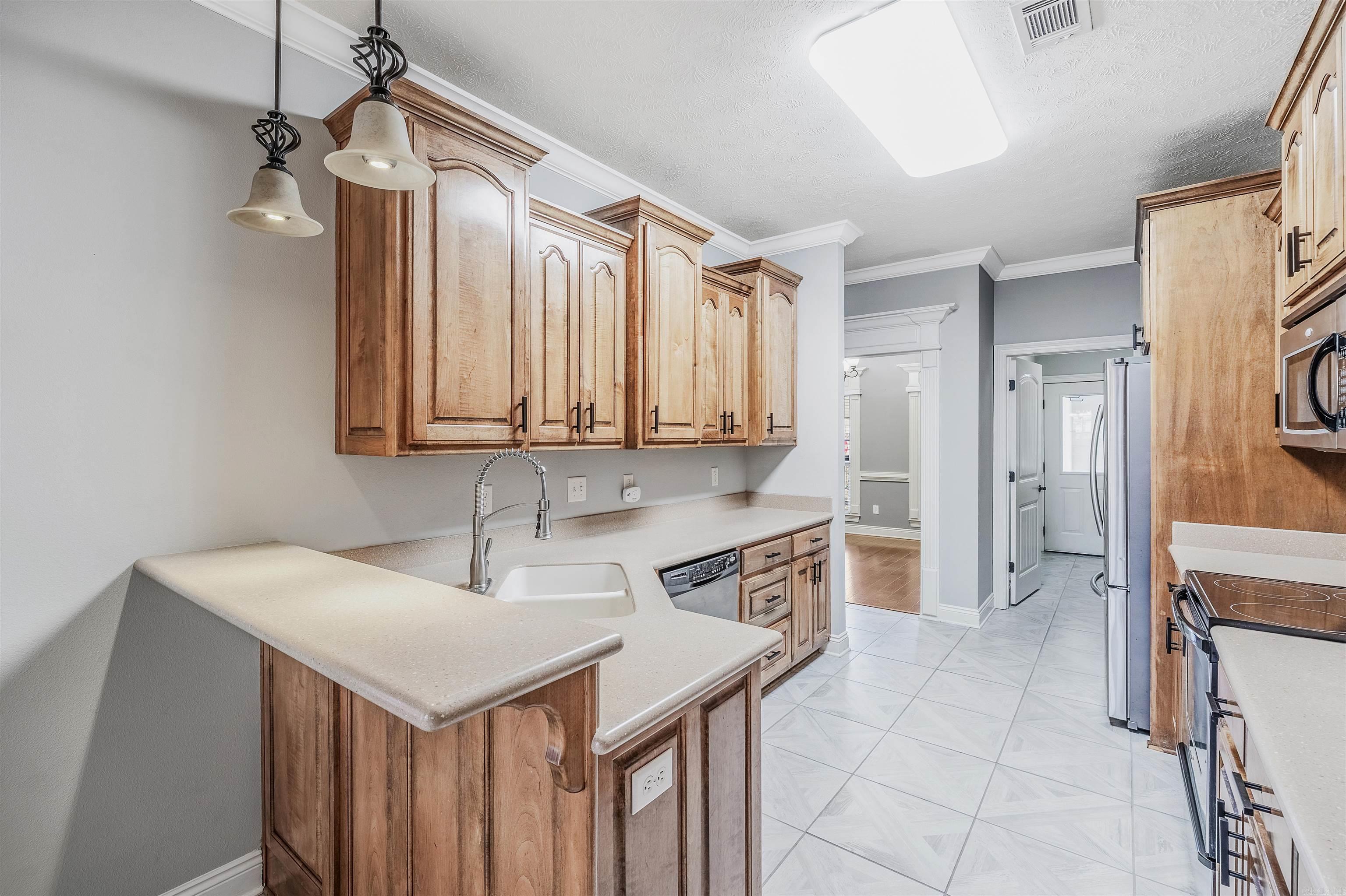 SOUTHERN COMFORT ESTATES - Residential