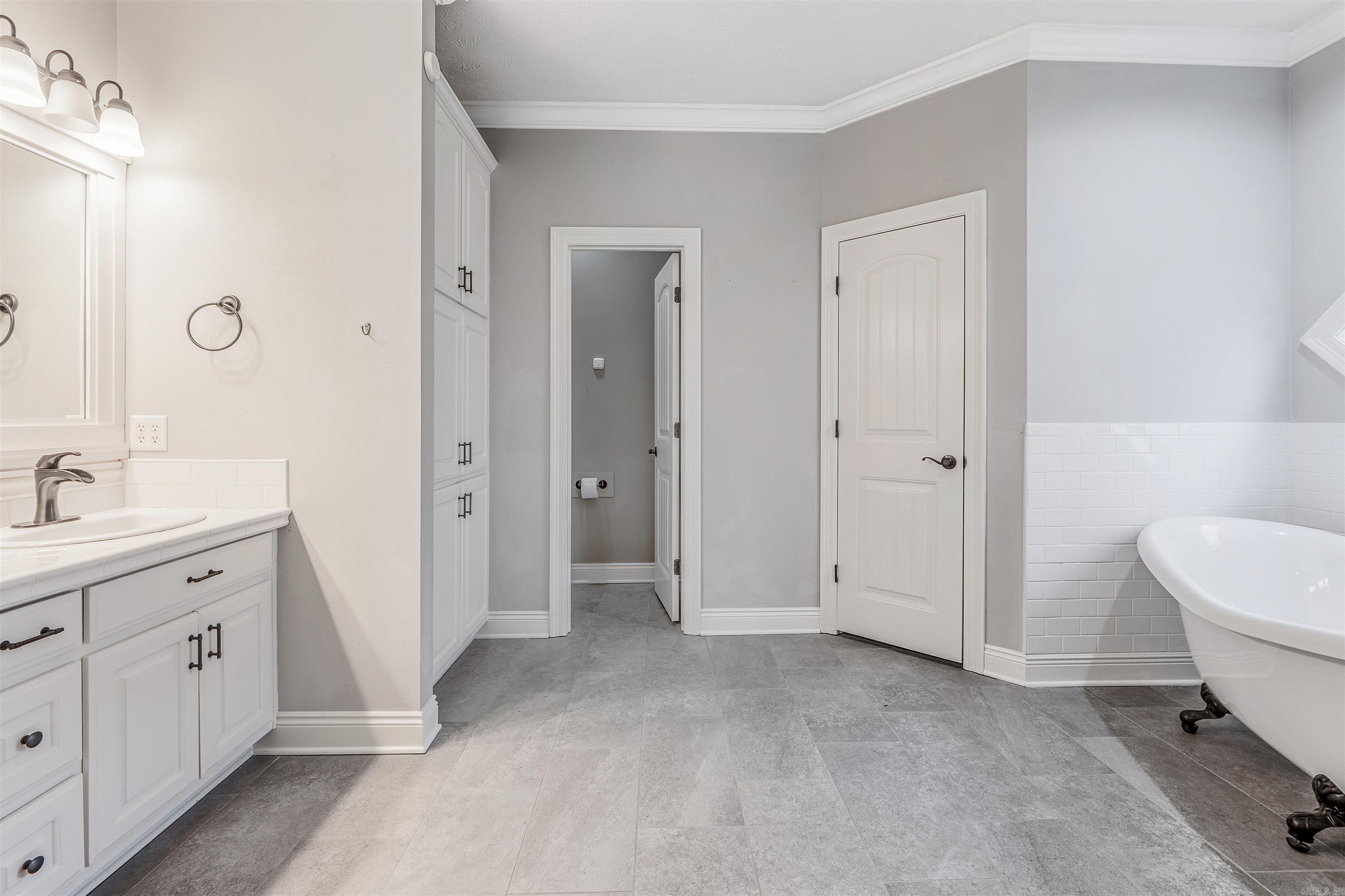 SOUTHERN COMFORT ESTATES - Residential