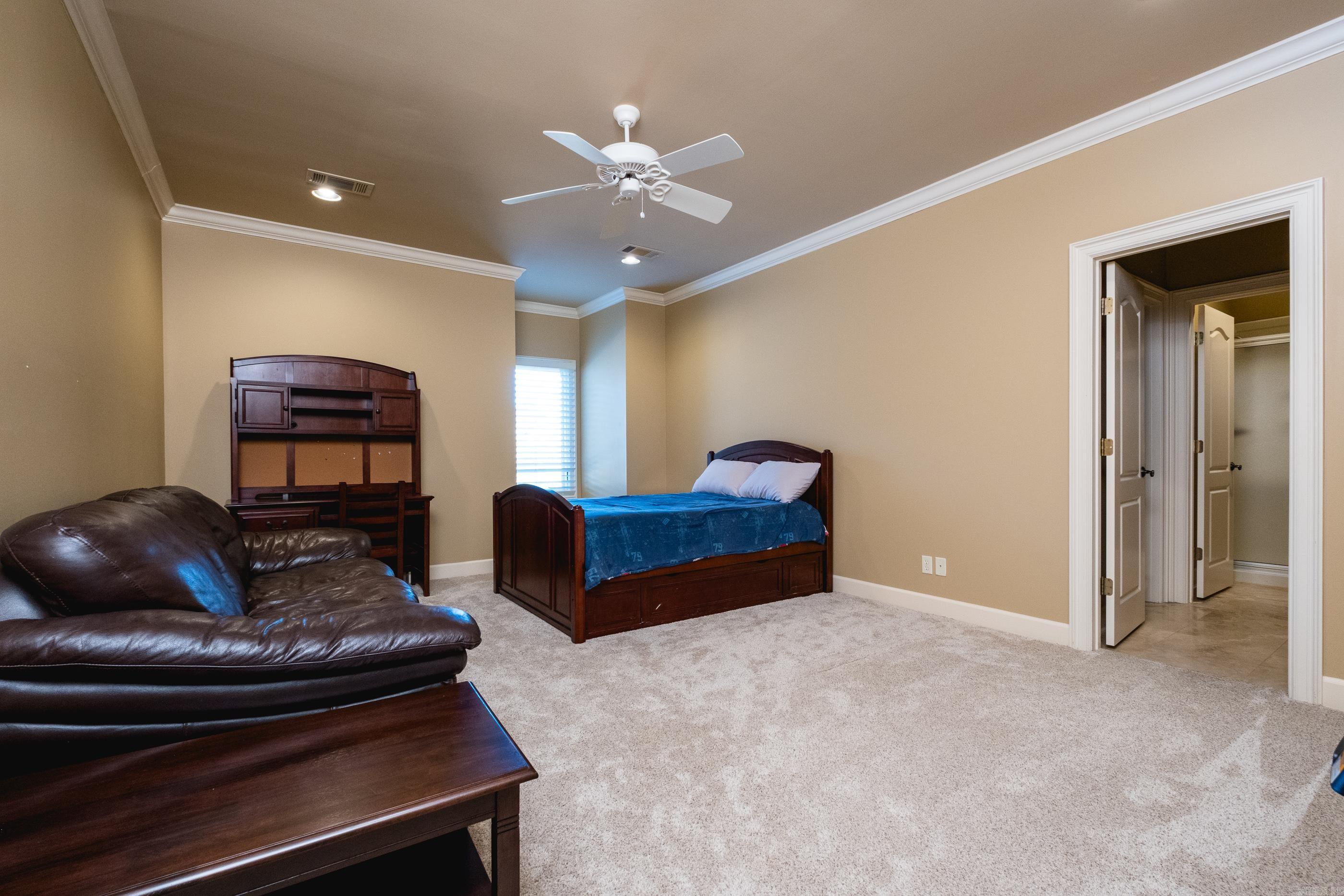 VALLEY FALLS ESTATES - Residential