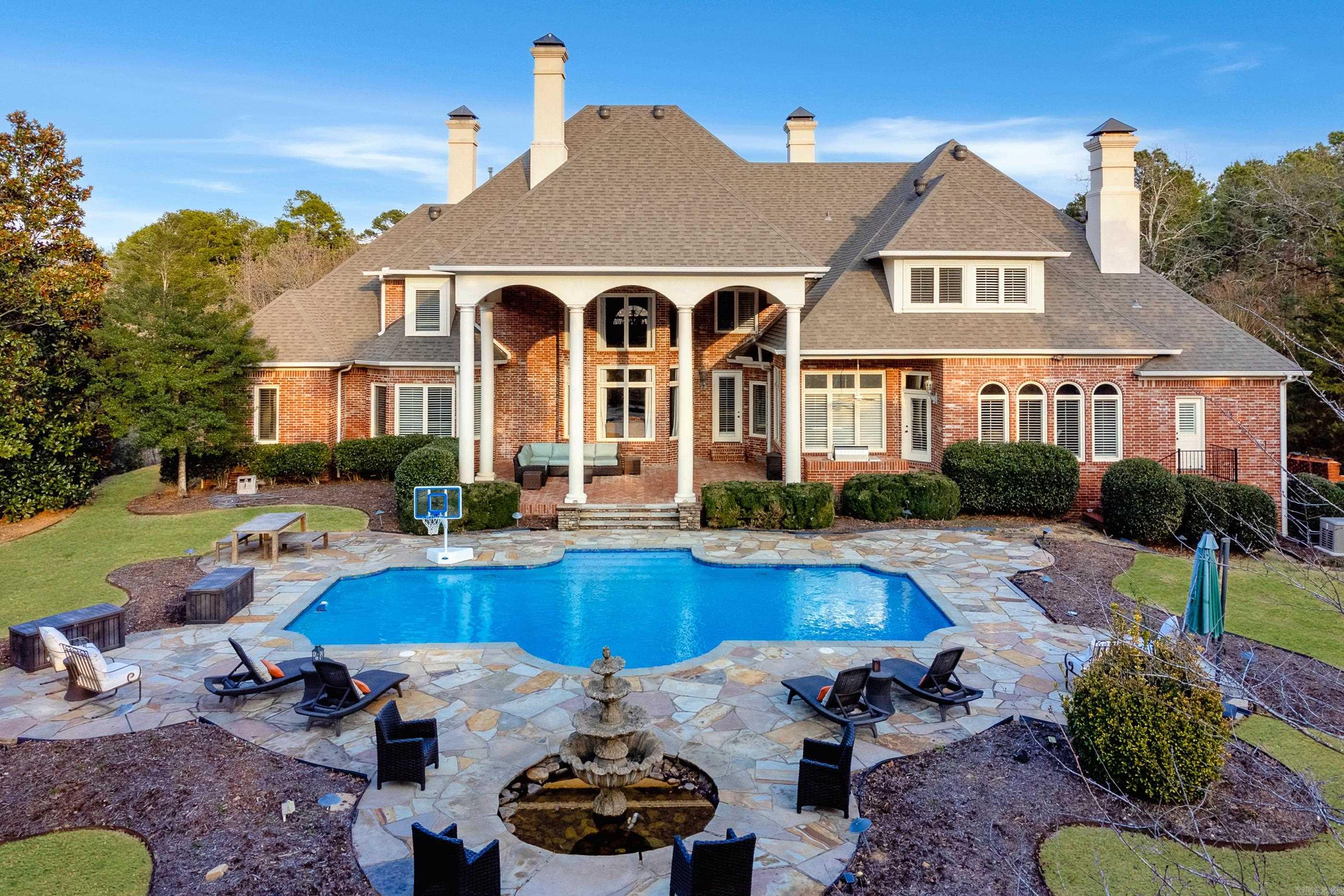 VALLEY FALLS ESTATES - Residential