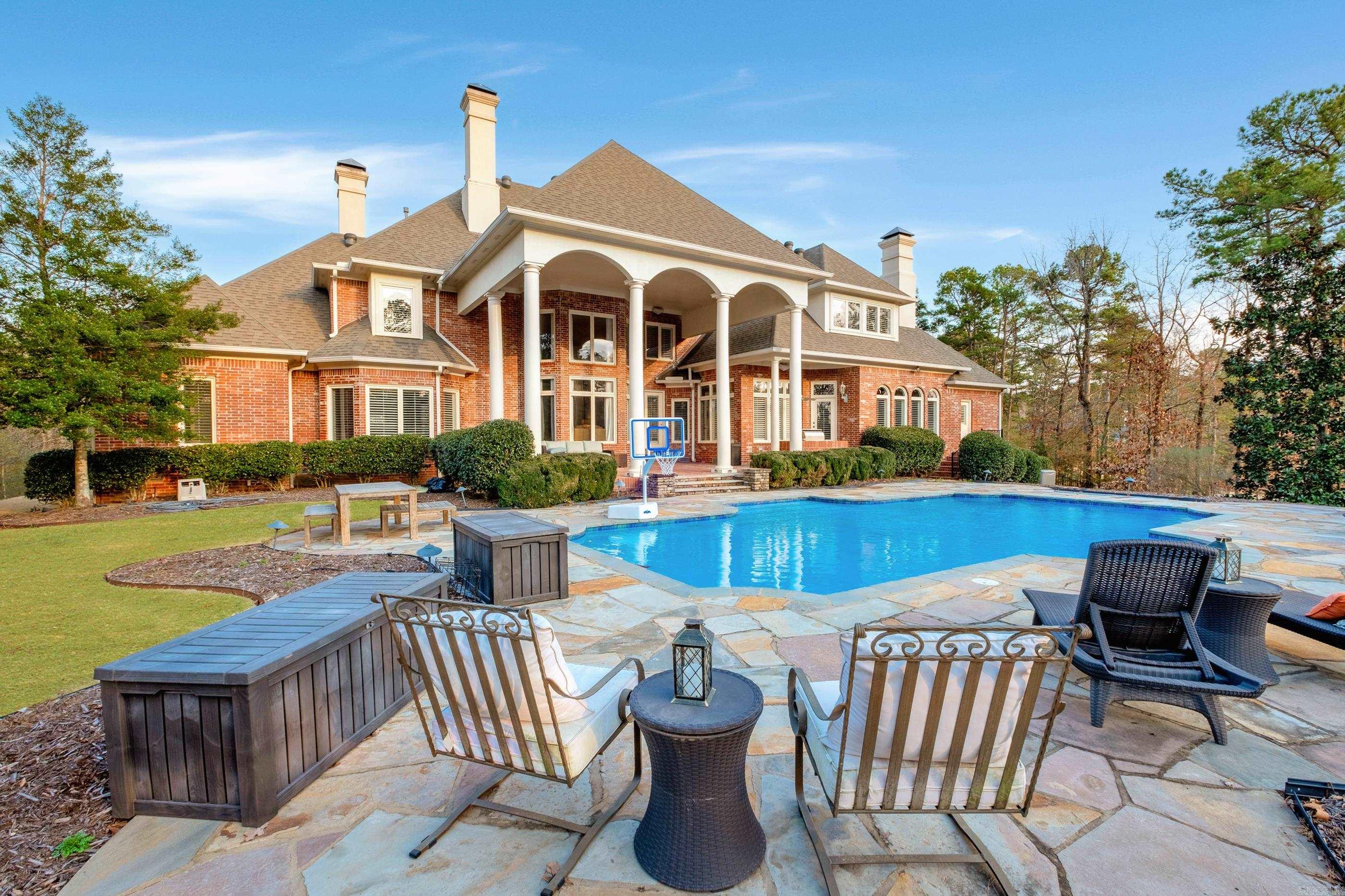 VALLEY FALLS ESTATES - Residential