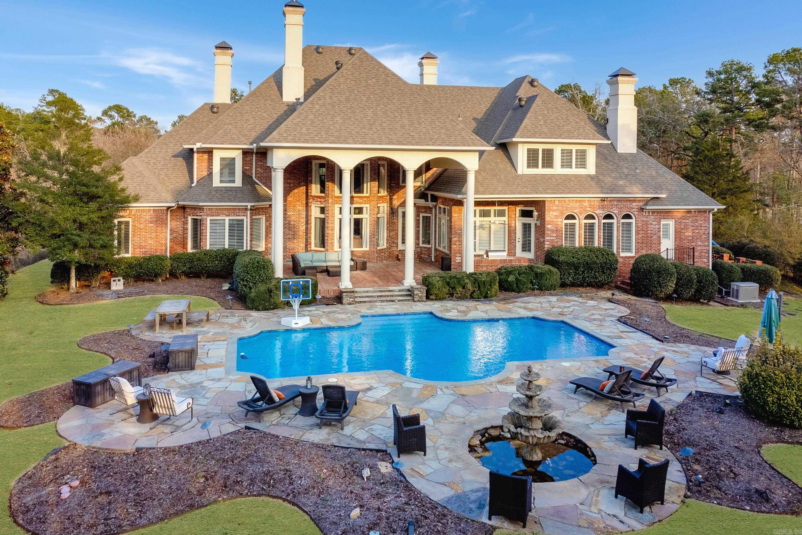 VALLEY FALLS ESTATES - Residential