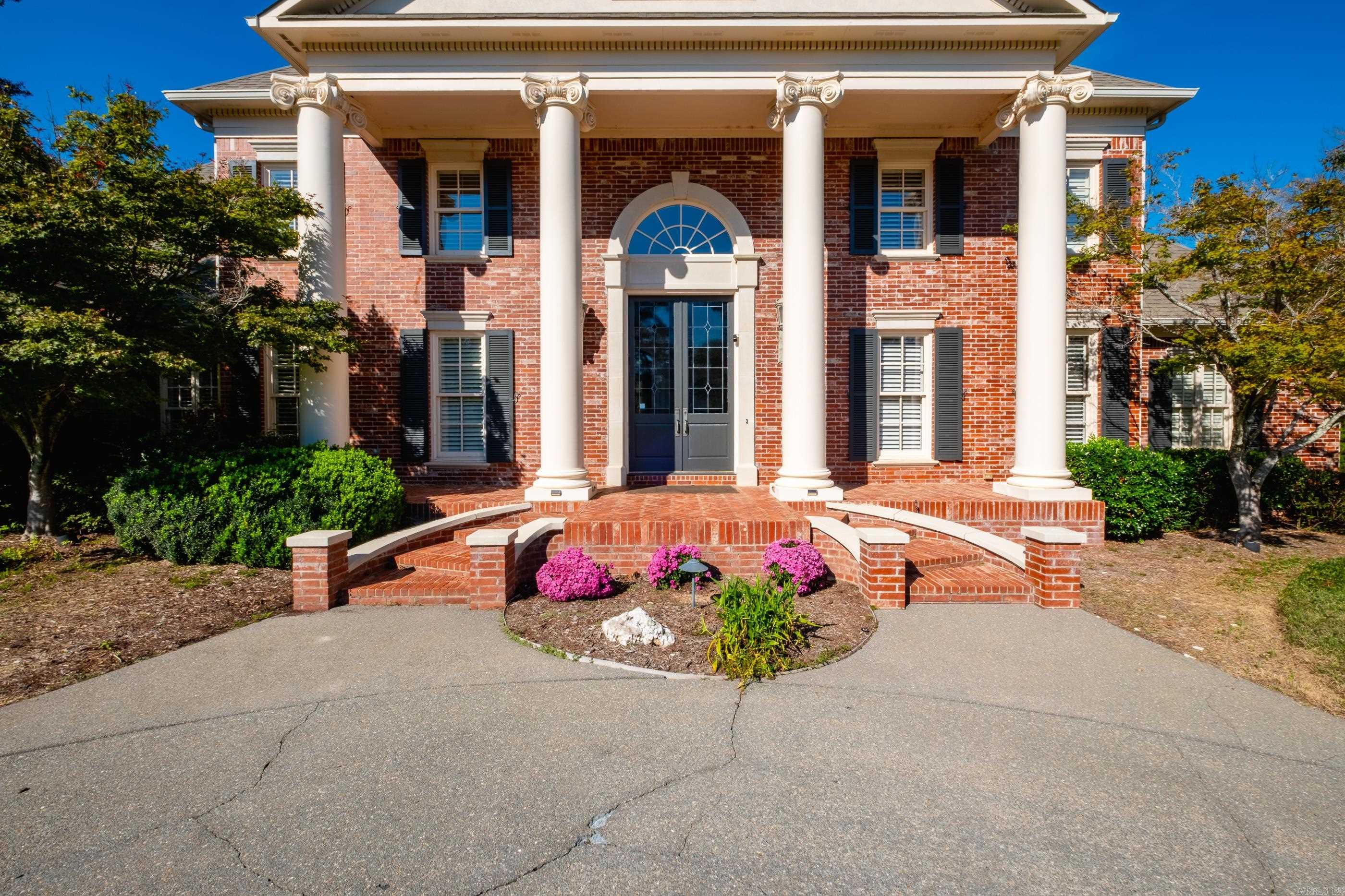VALLEY FALLS ESTATES - Residential
