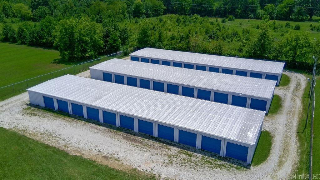 Investment Opportunity! This self-storage property features 3 buildings with a total of 75 units, ideally located near Arkansas State University and just north of downtown Jonesboro. A rare chance to own income-producing mini-storage units at an attractive price point. Enjoy steady passive income and solid returns—no tenants, no toilets, just cash flow. The exterior has been freshly painted. Financials are available upon request. Don’t miss out on this low-maintenance wealth-building asset. Call the listing agent today for more details