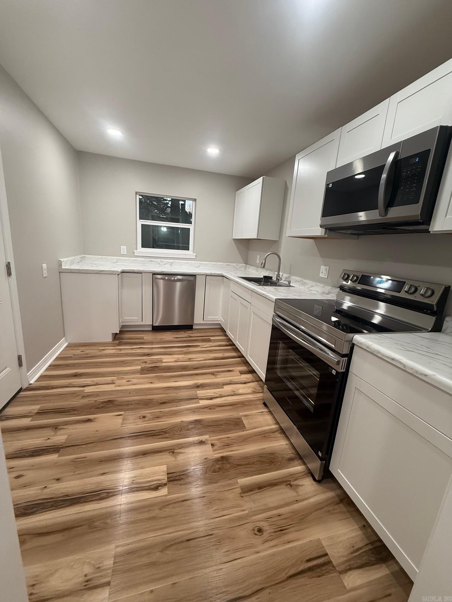 COLLEGE TERRACE - Residential