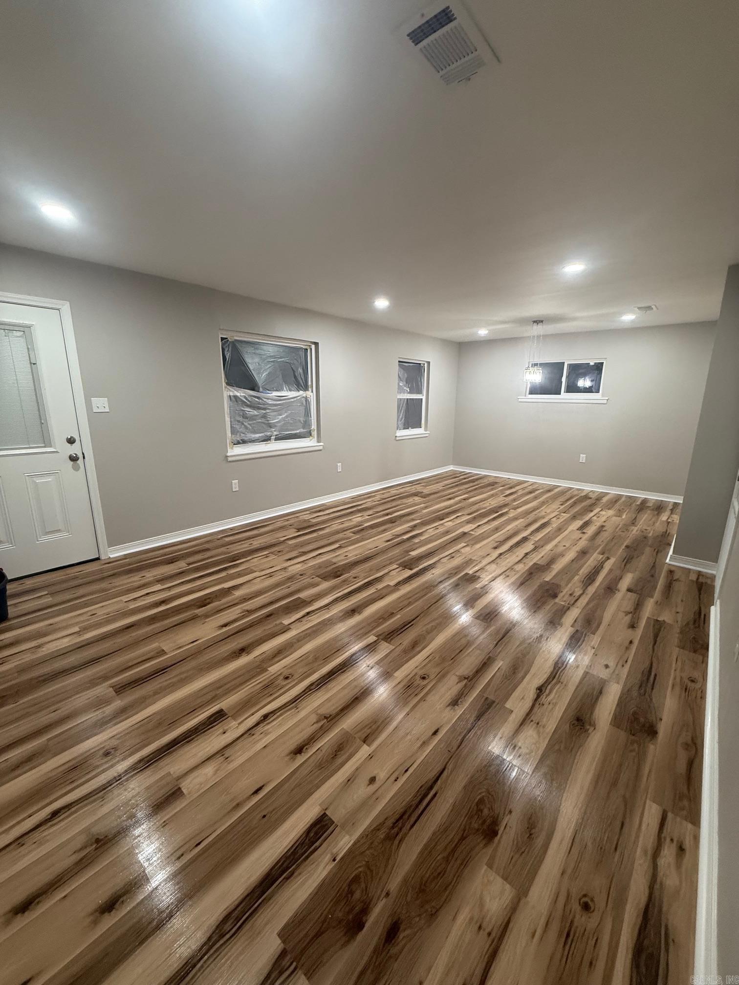 COLLEGE TERRACE - Residential