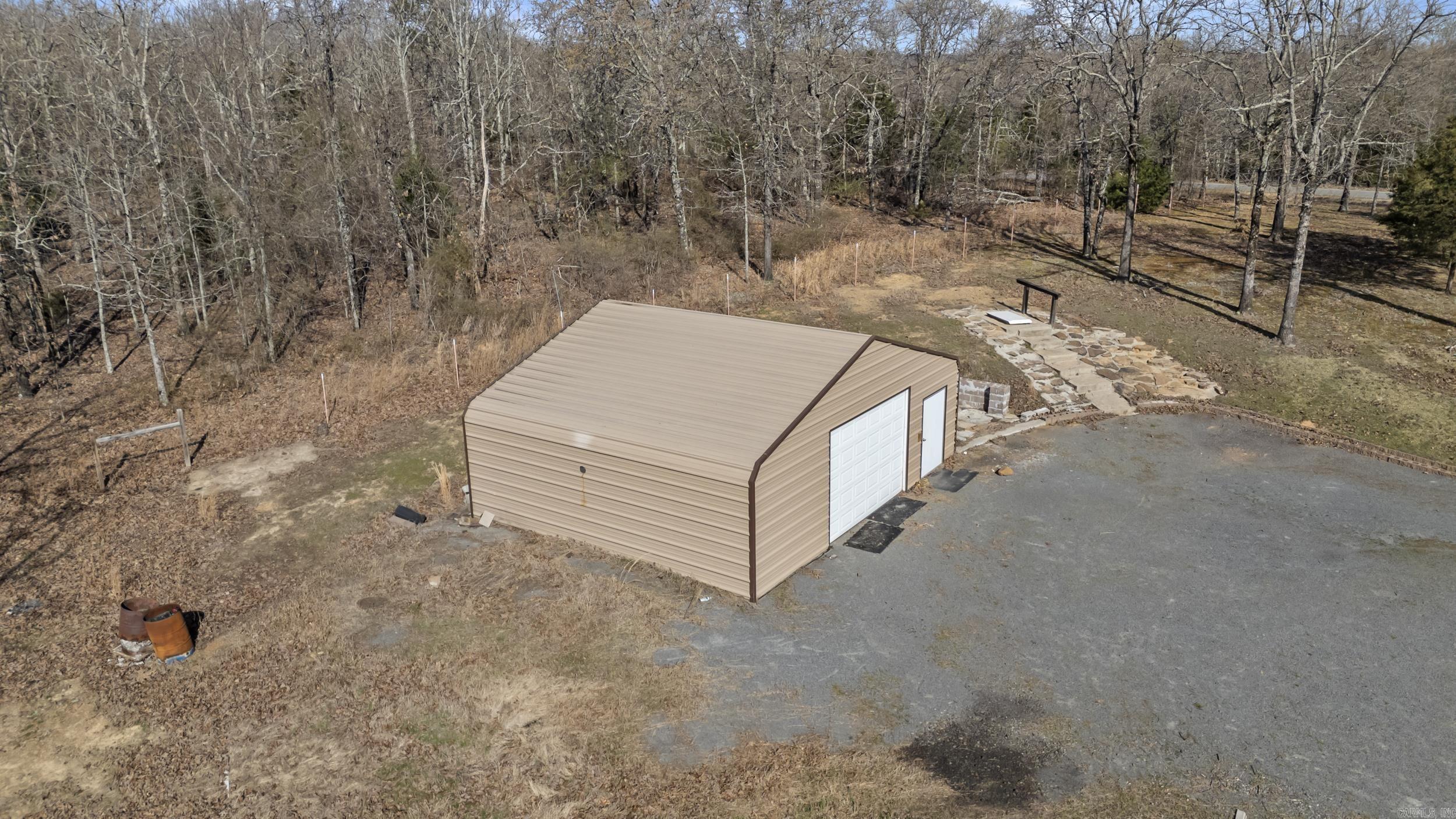 Metes & Bounds - Land