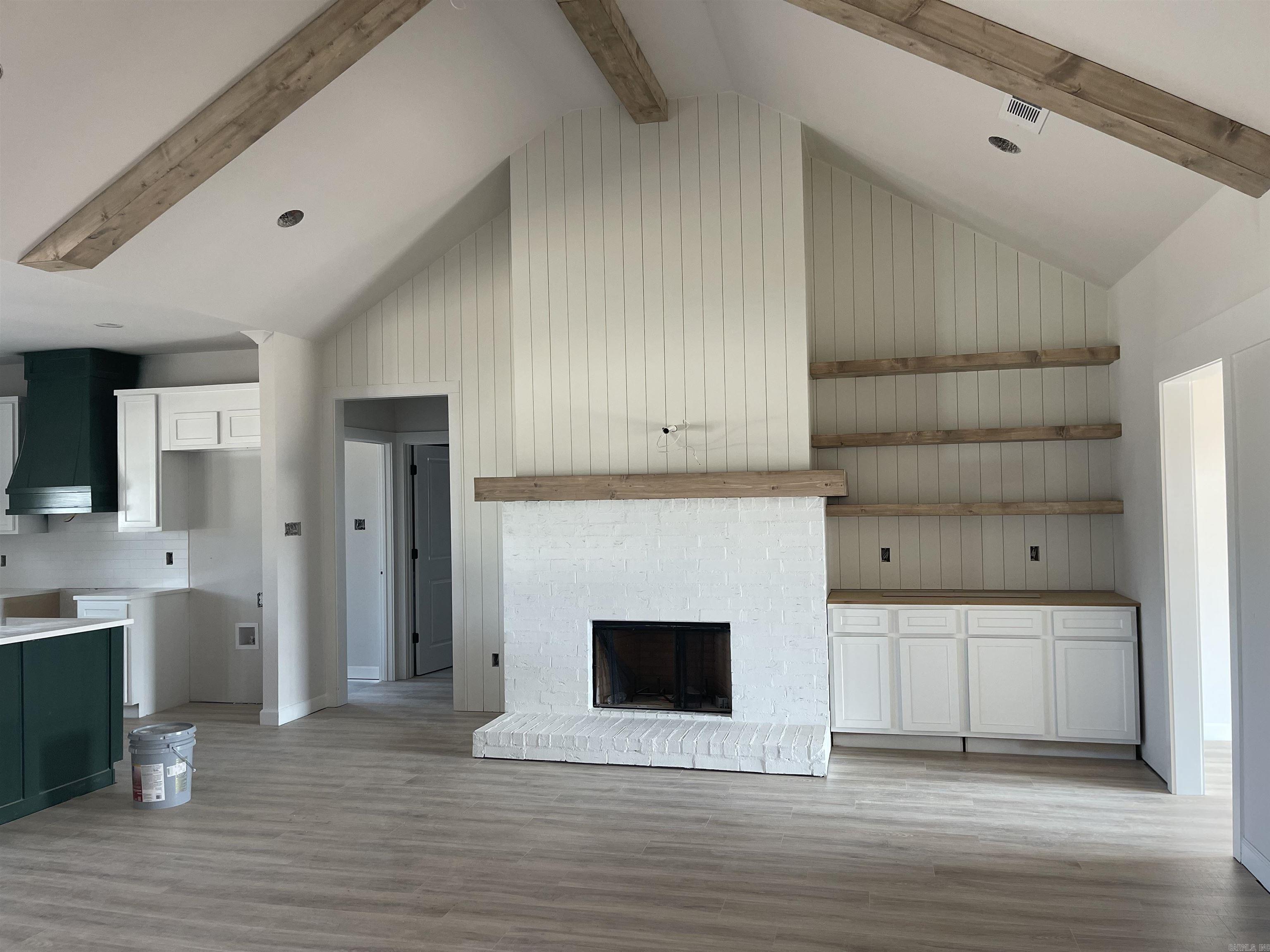 TIMBER POINT - Residential