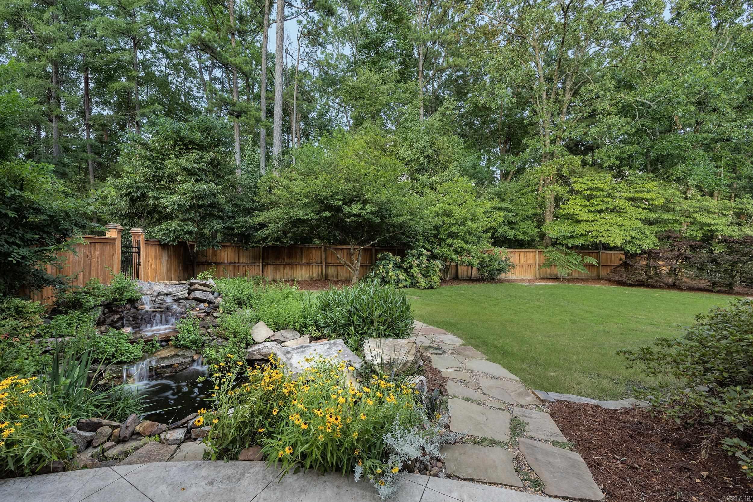 CHENAL VALLEY AVIGNON COURT - Residential