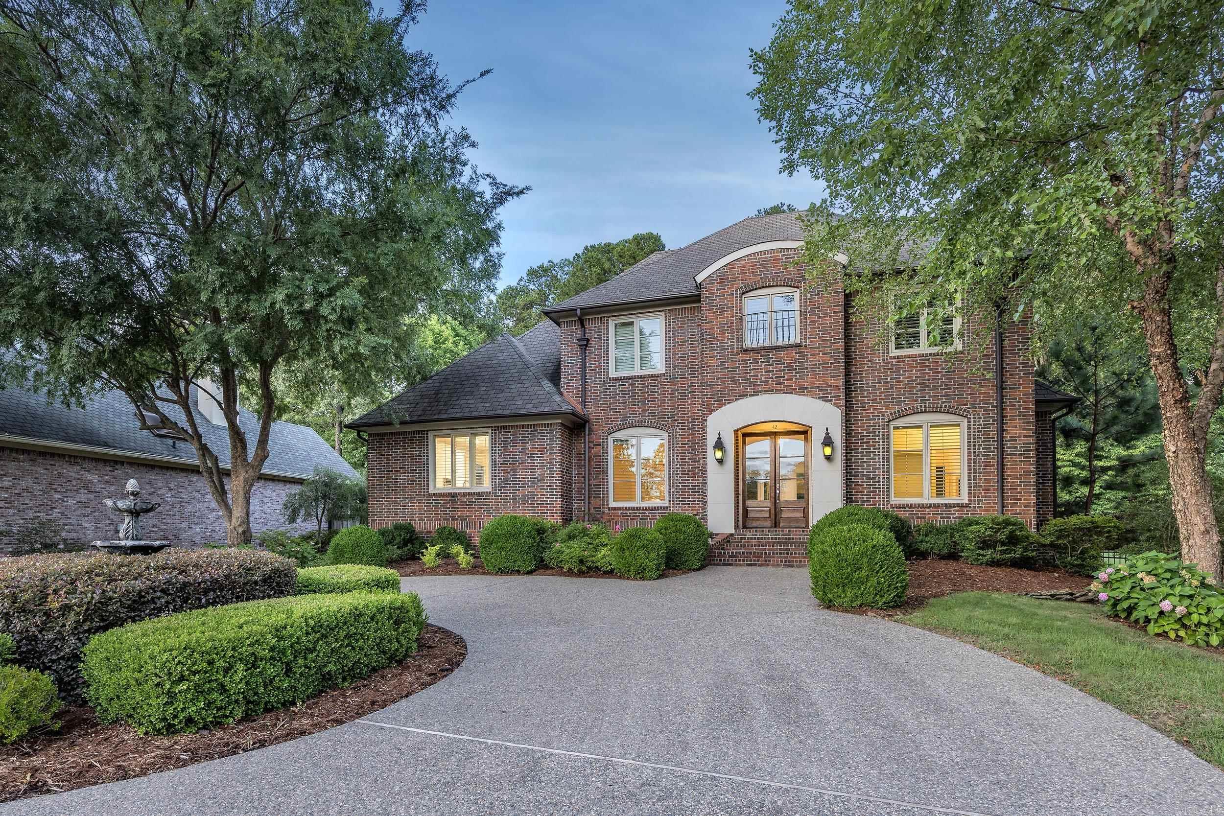 CHENAL VALLEY AVIGNON COURT - Residential