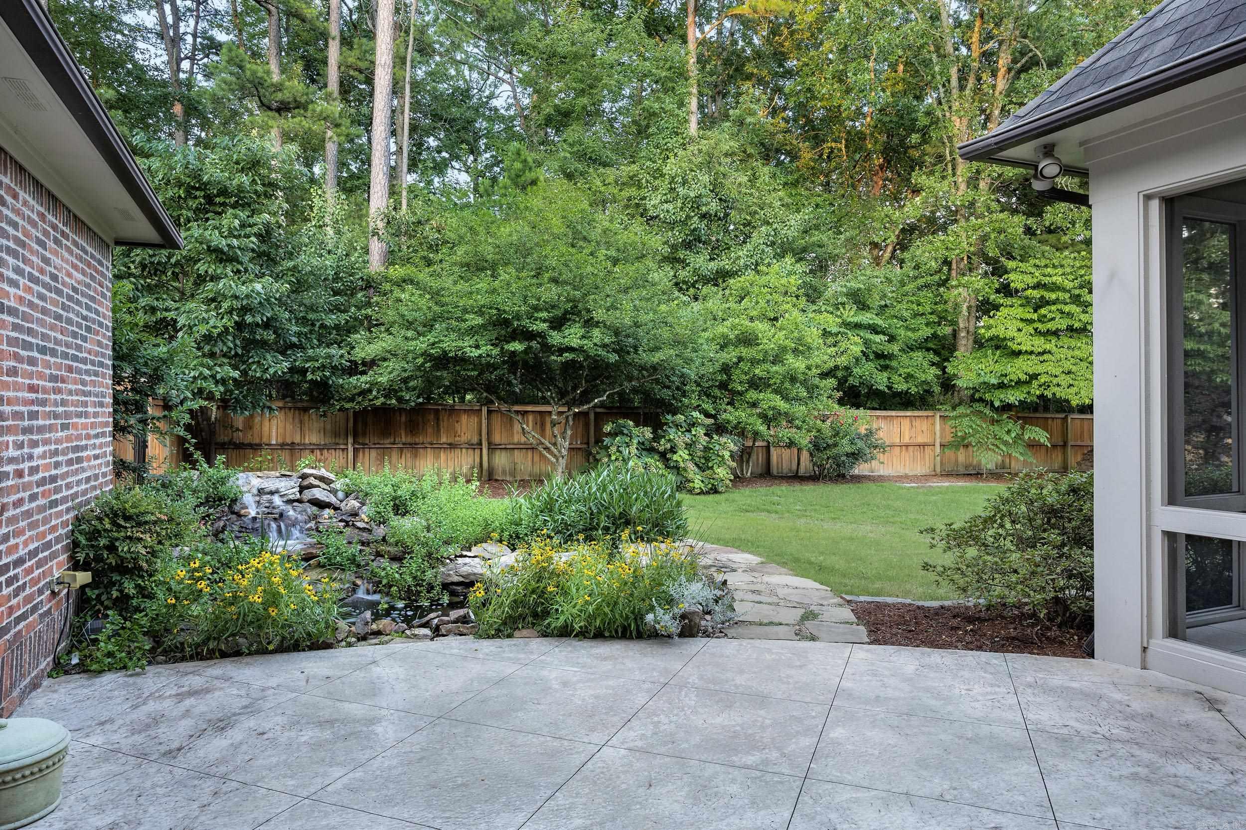 CHENAL VALLEY AVIGNON COURT - Residential