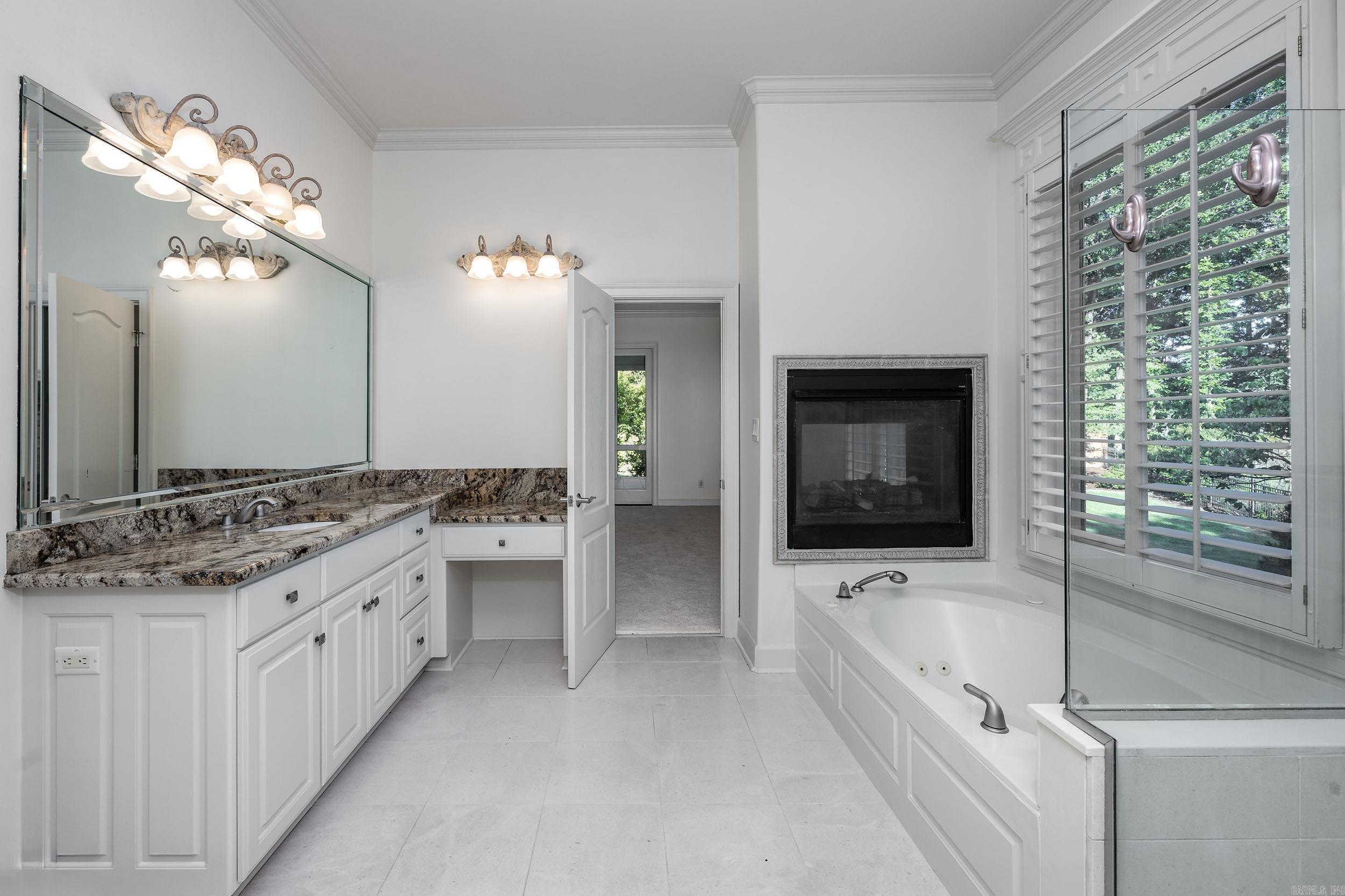 CHENAL VALLEY AVIGNON COURT - Residential